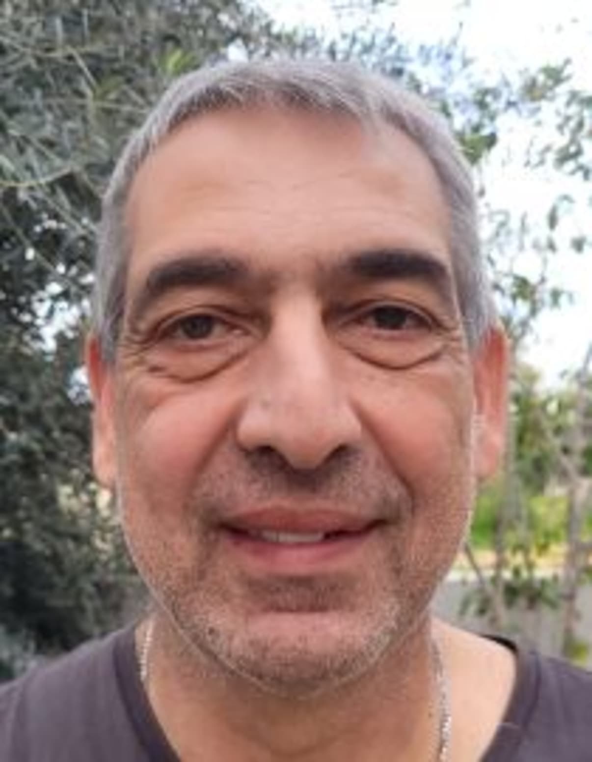 תמונת פורטרט של בעל המקצוע