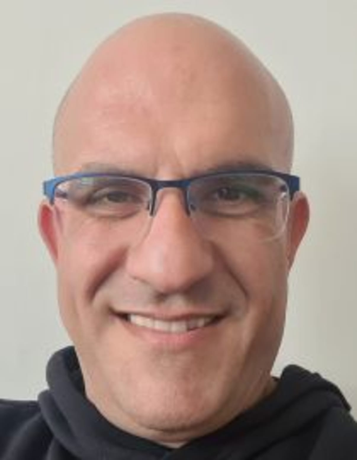 תמונת פורטרט של בעל המקצוע