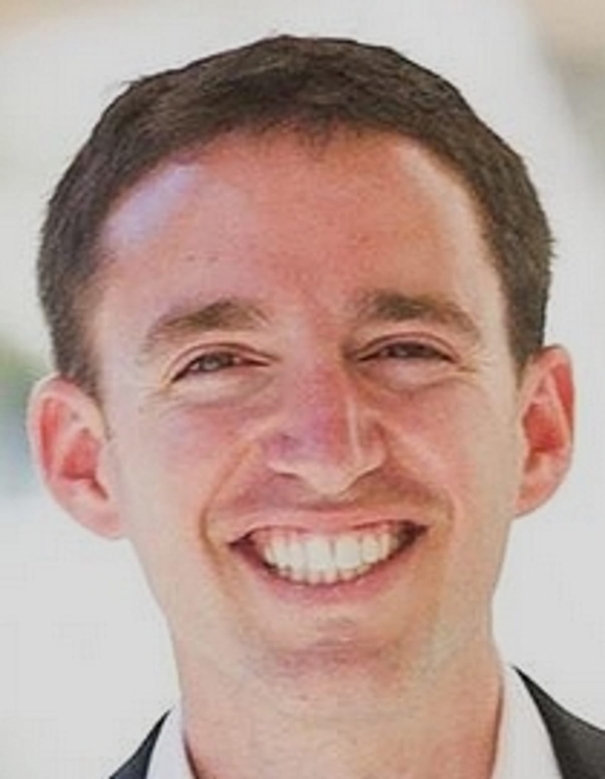 תמונת פורטרט של בעל המקצוע