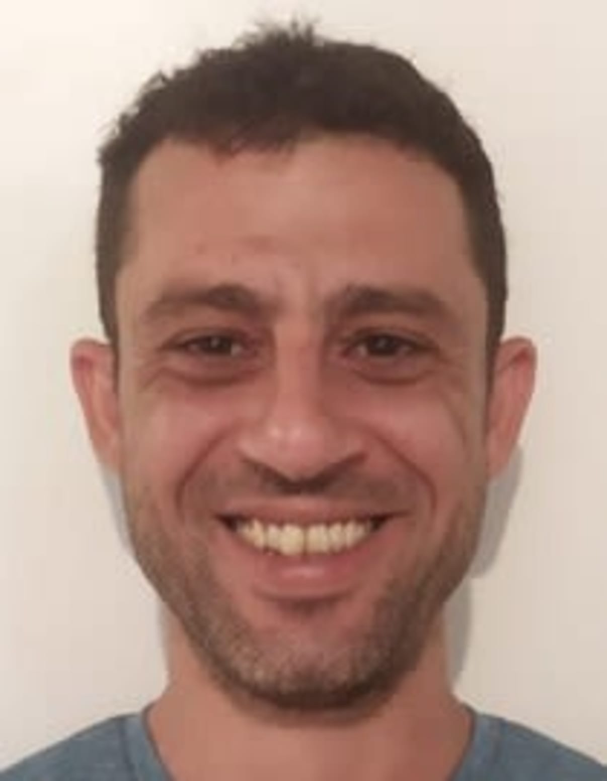 תמונת פורטרט של בעל המקצוע