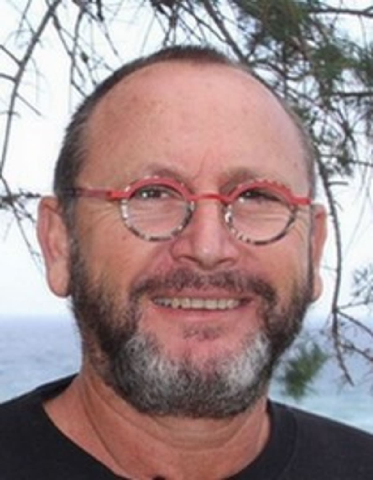 תמונת פורטרט של בעל המקצוע