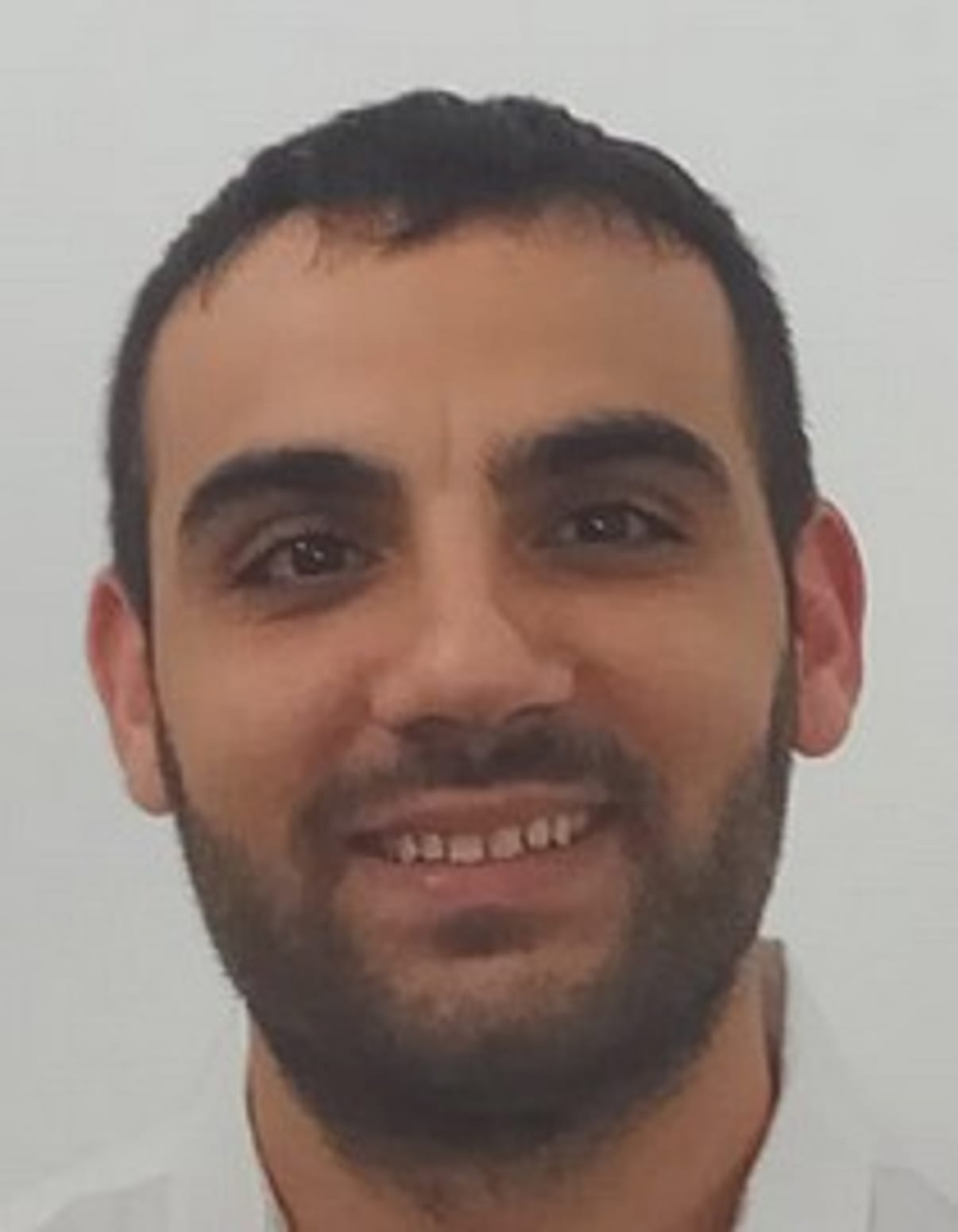 תמונת פורטרט של בעל המקצוע