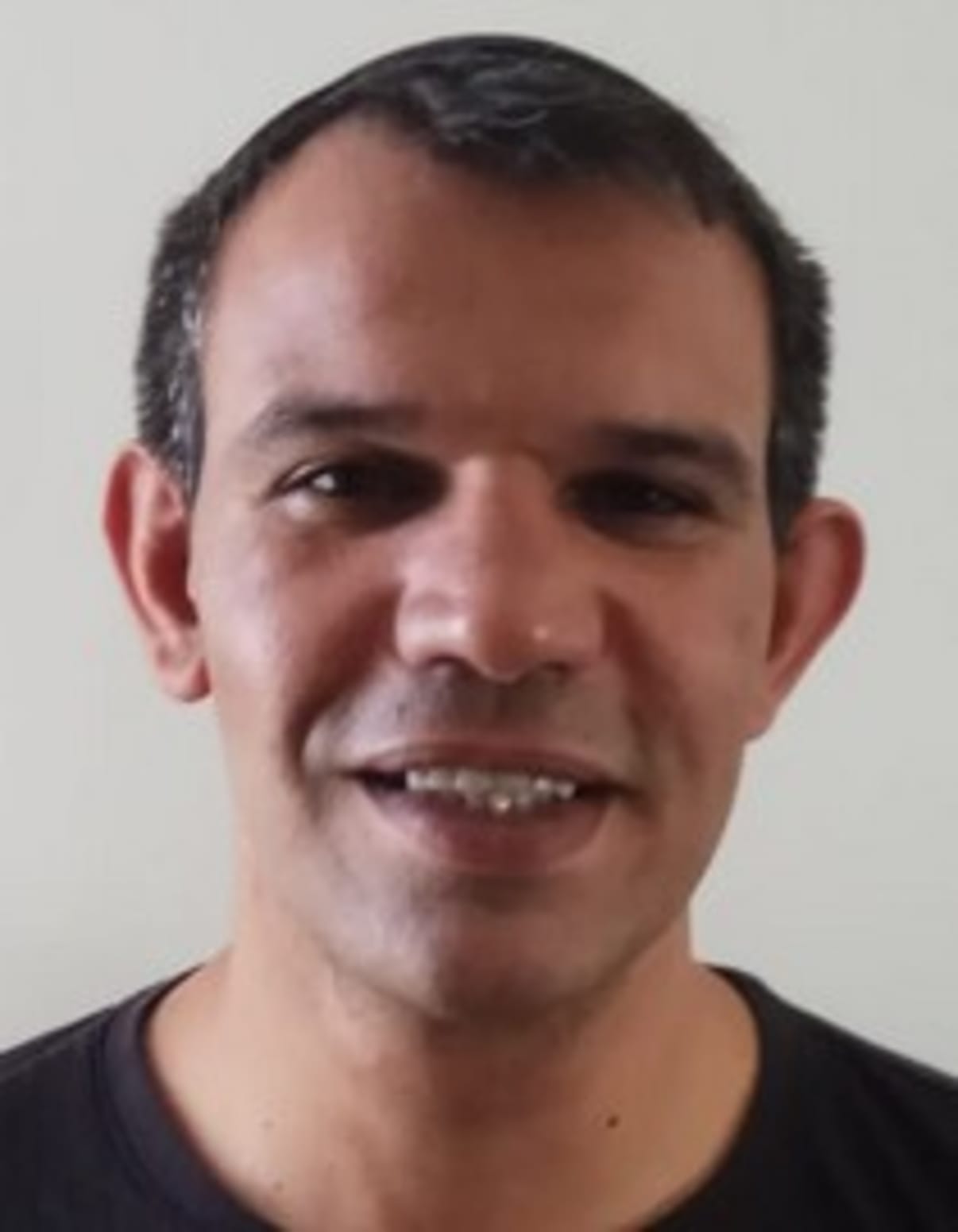 תמונת פורטרט של בעל המקצוע