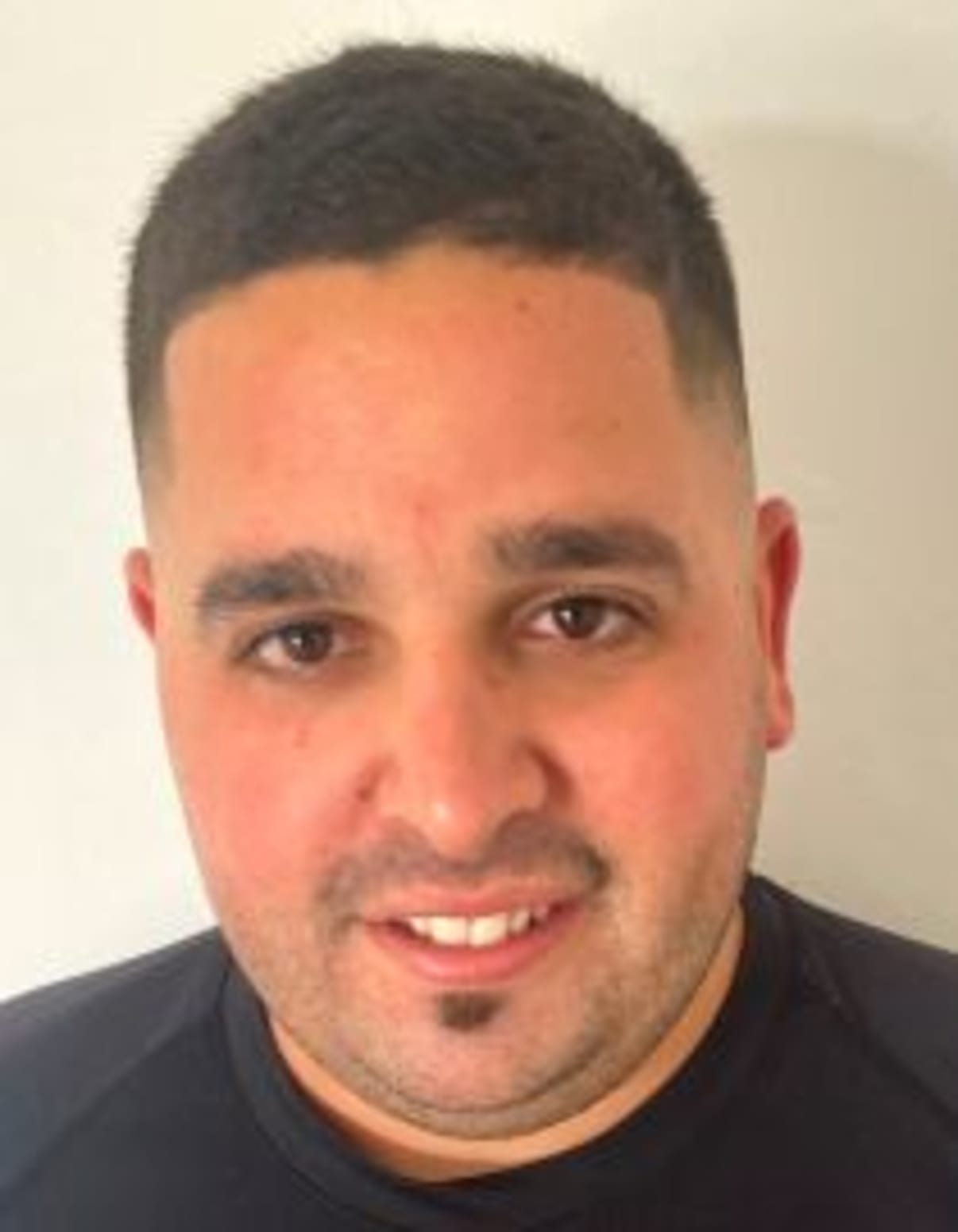 תמונת פורטרט של בעל המקצוע