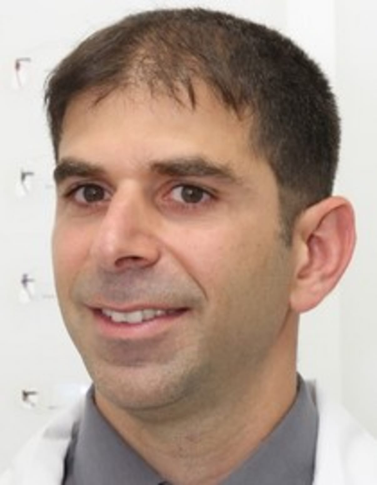 תמונת פורטרט של בעל המקצוע