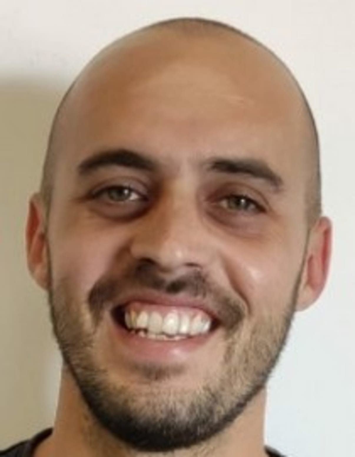 תמונת פורטרט של בעל המקצוע