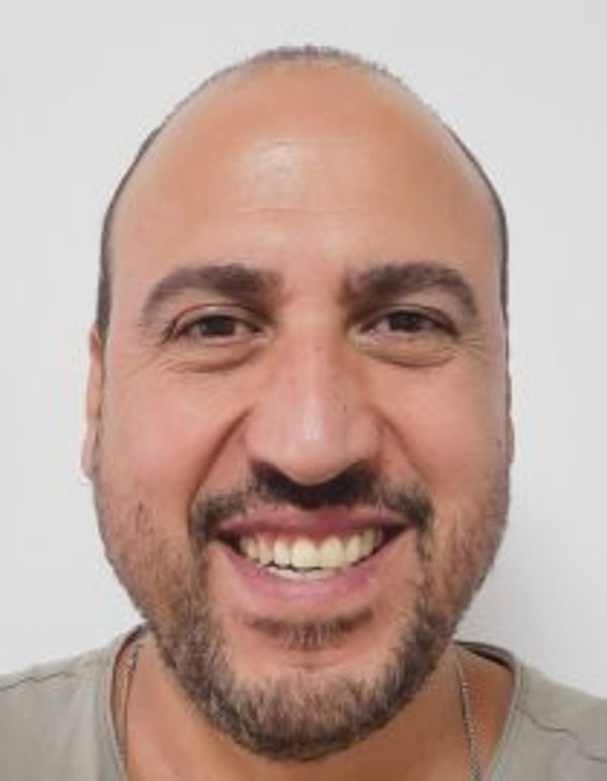 תמונת פורטרט של בעל המקצוע תמונת פורטרט של בעל המקצוע