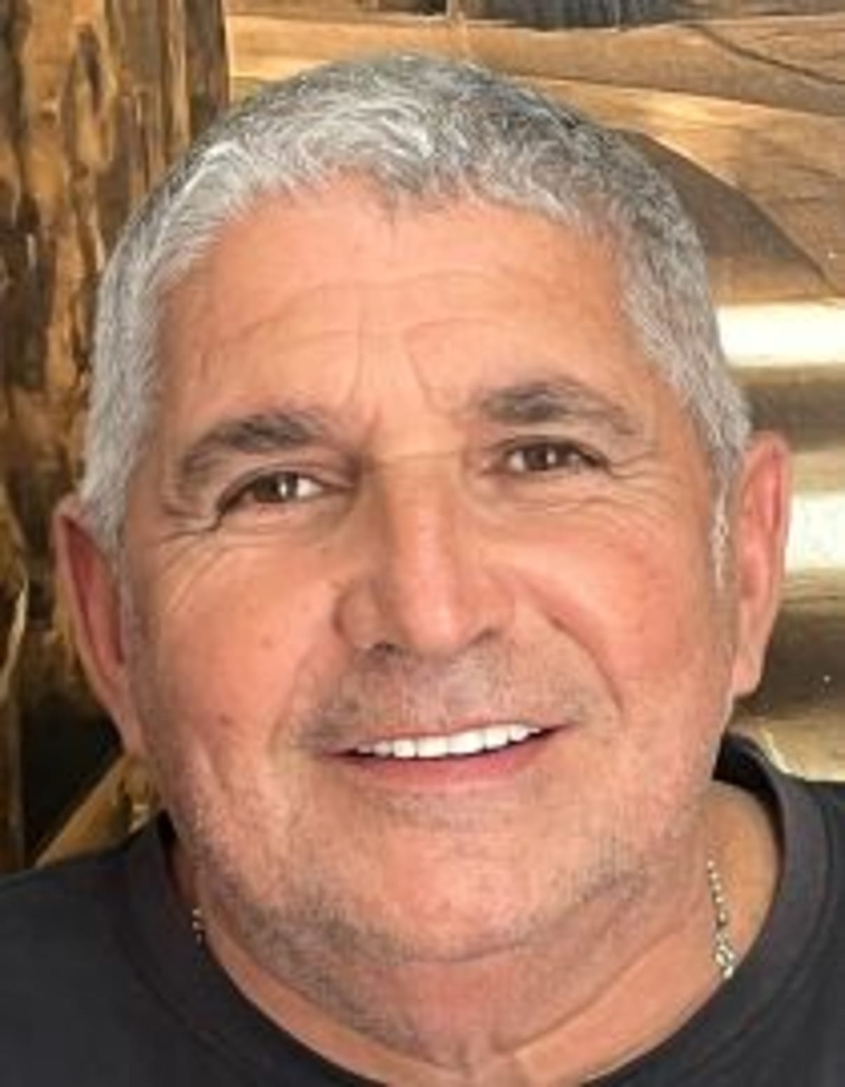 תמונת פורטרט של בעל המקצוע