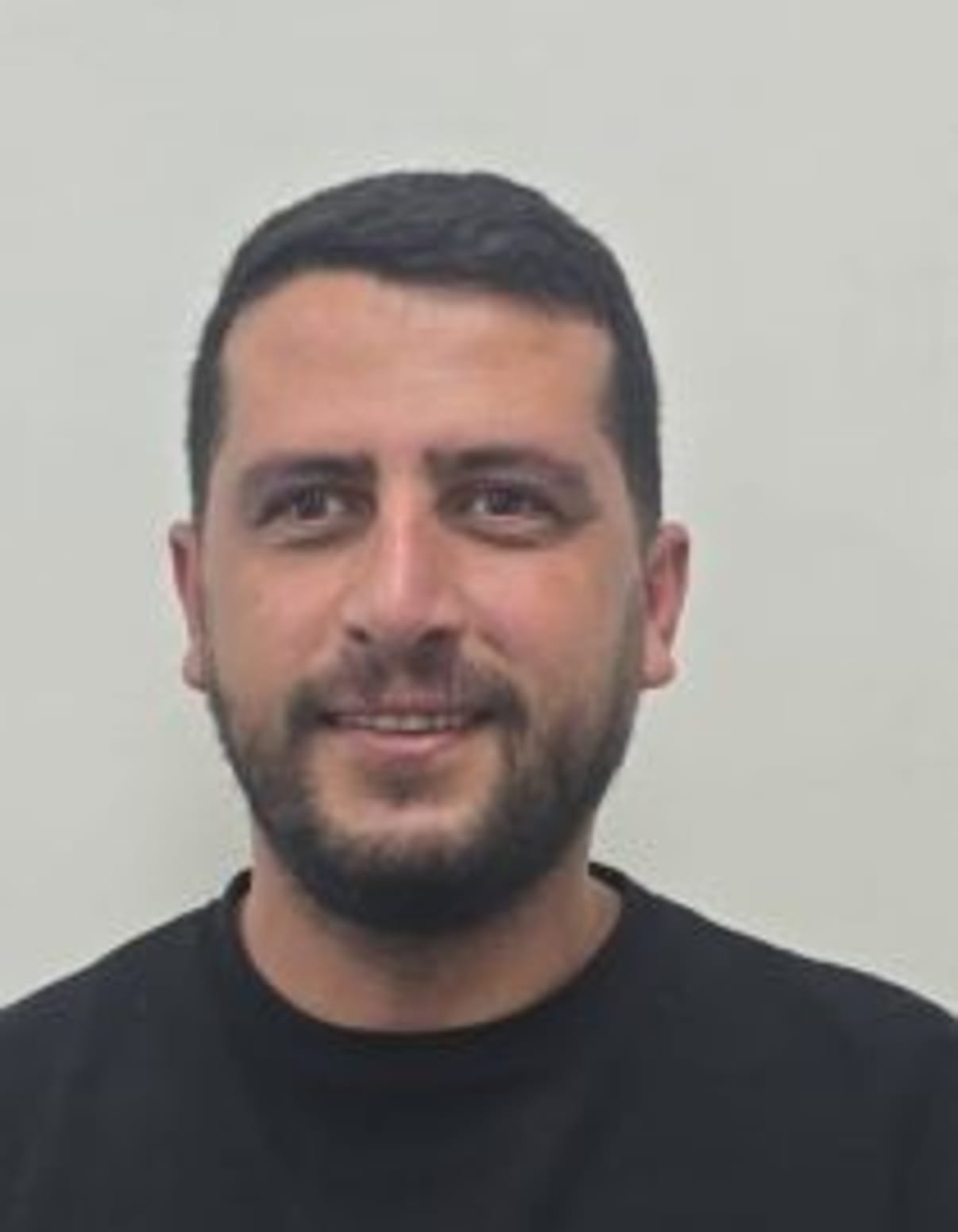 תמונת פורטרט של בעל המקצוע