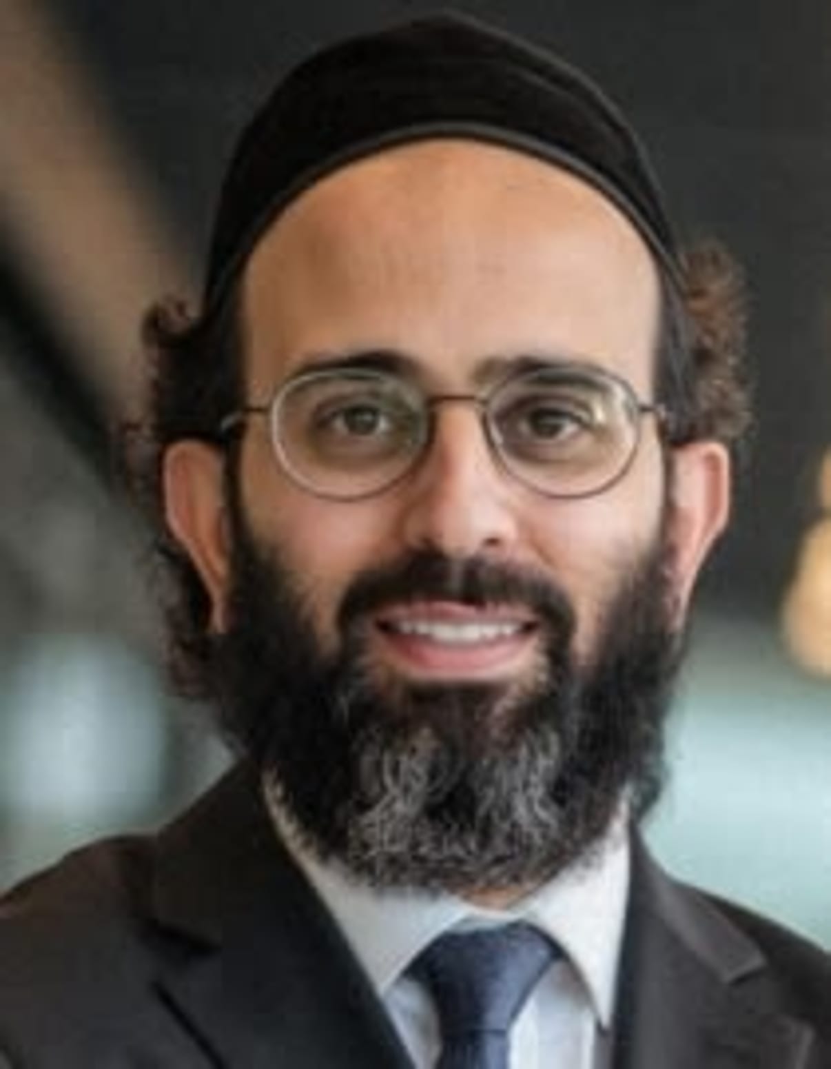 תמונת פורטרט של בעל המקצוע