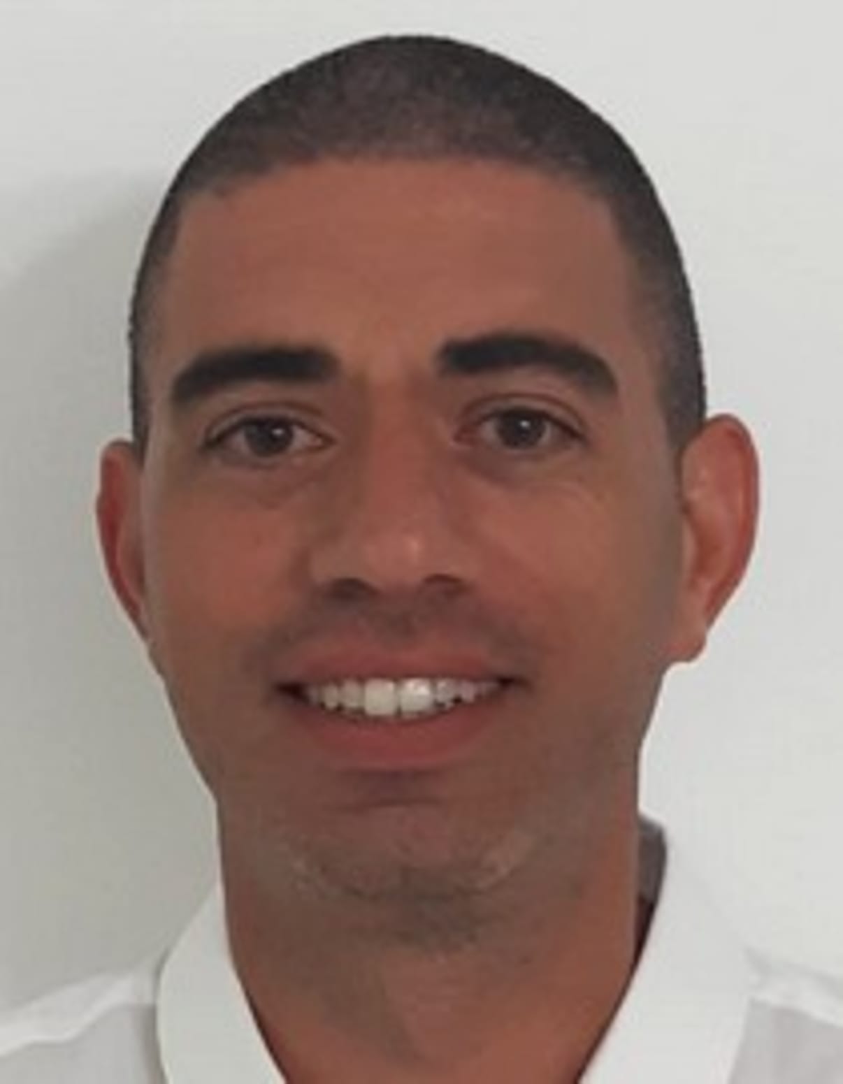 תמונת פורטרט של בעל המקצוע