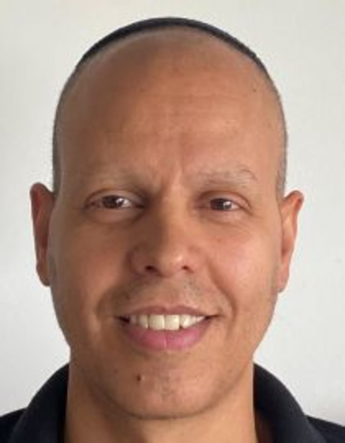 תמונת פורטרט של בעל המקצוע