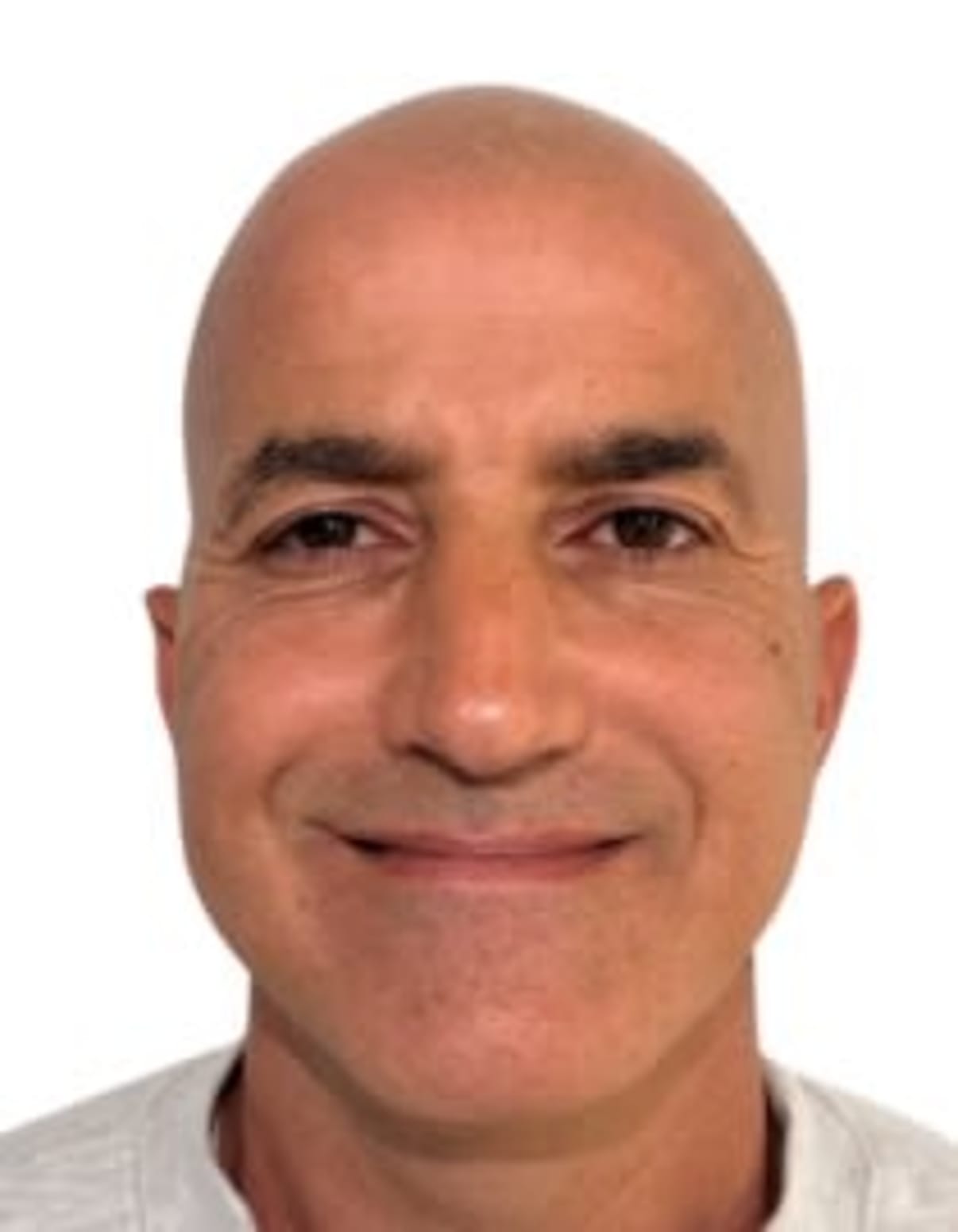 תמונת פורטרט של בעל המקצוע