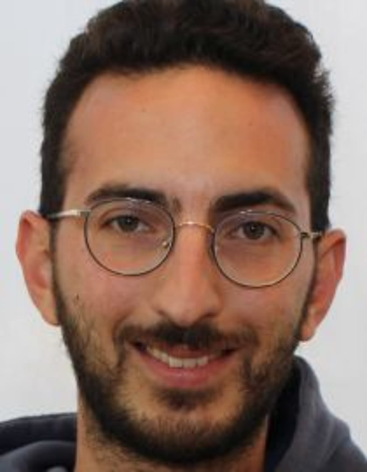 תמונת פורטרט של בעל המקצוע