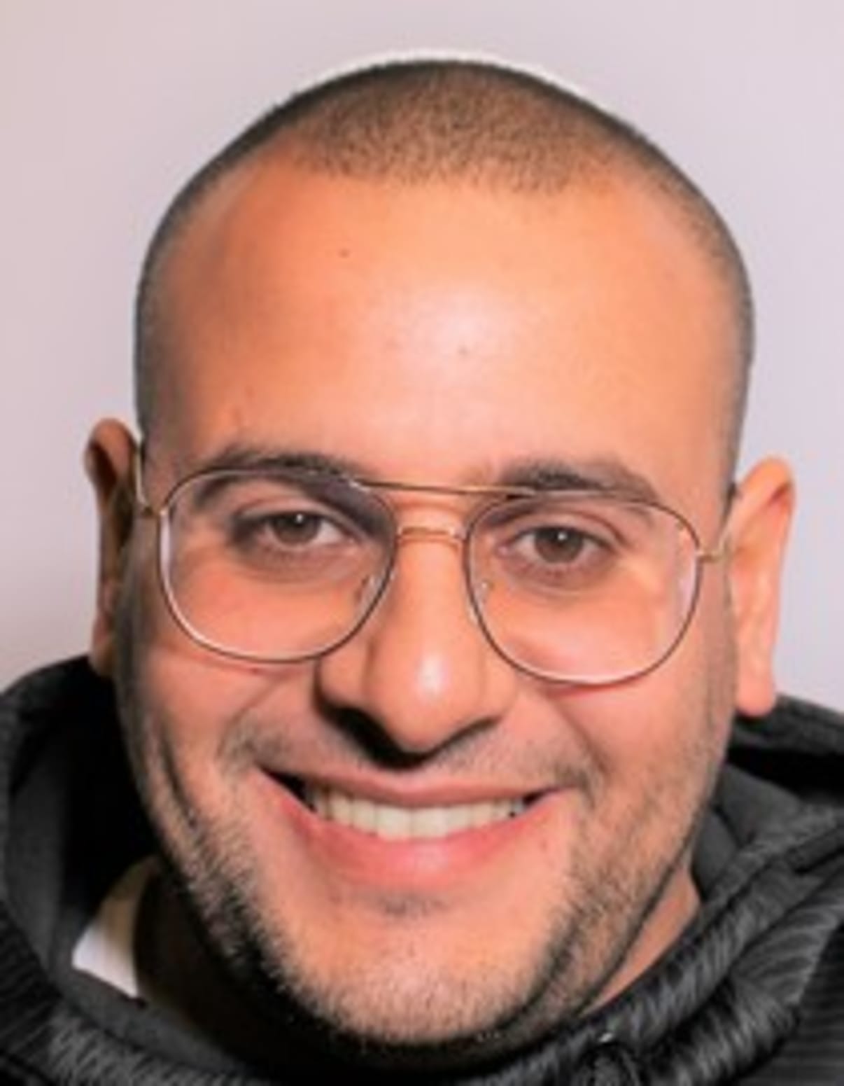 תמונת פורטרט של בעל המקצוע