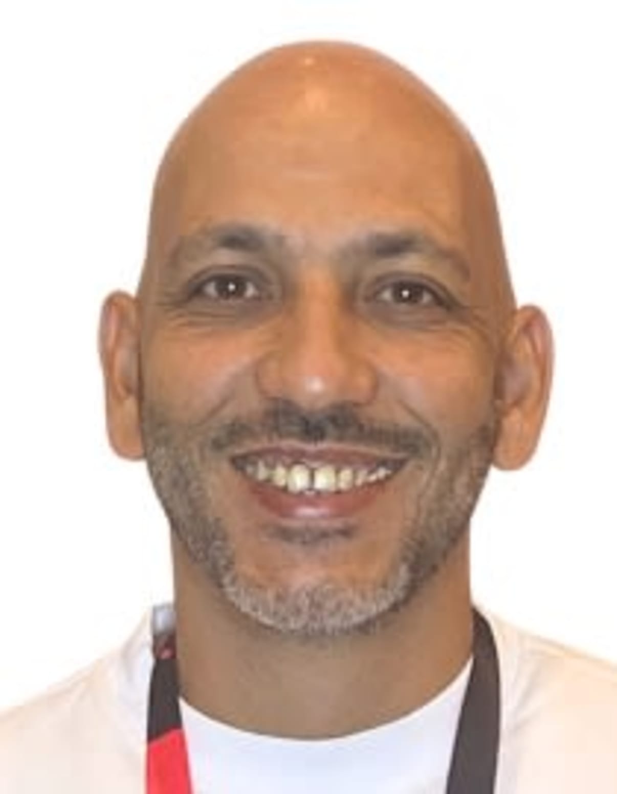 תמונת פורטרט של בעל המקצוע