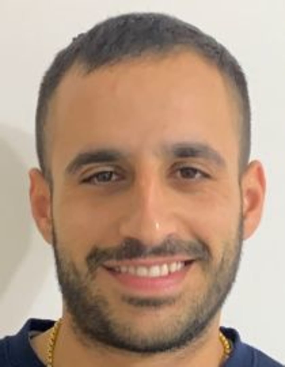 תמונת פורטרט של בעל המקצוע