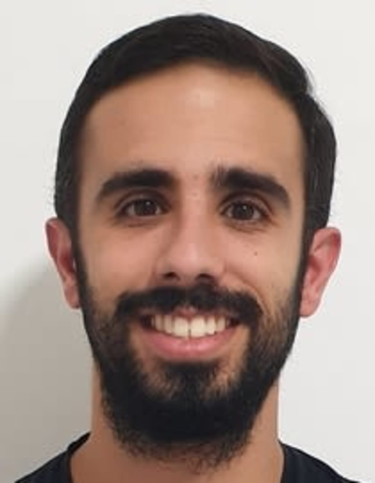 תמונת פורטרט של בעל המקצוע