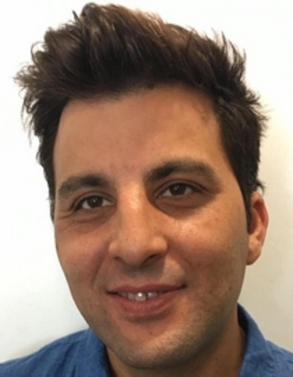 תמונת פורטרט של בעל המקצוע