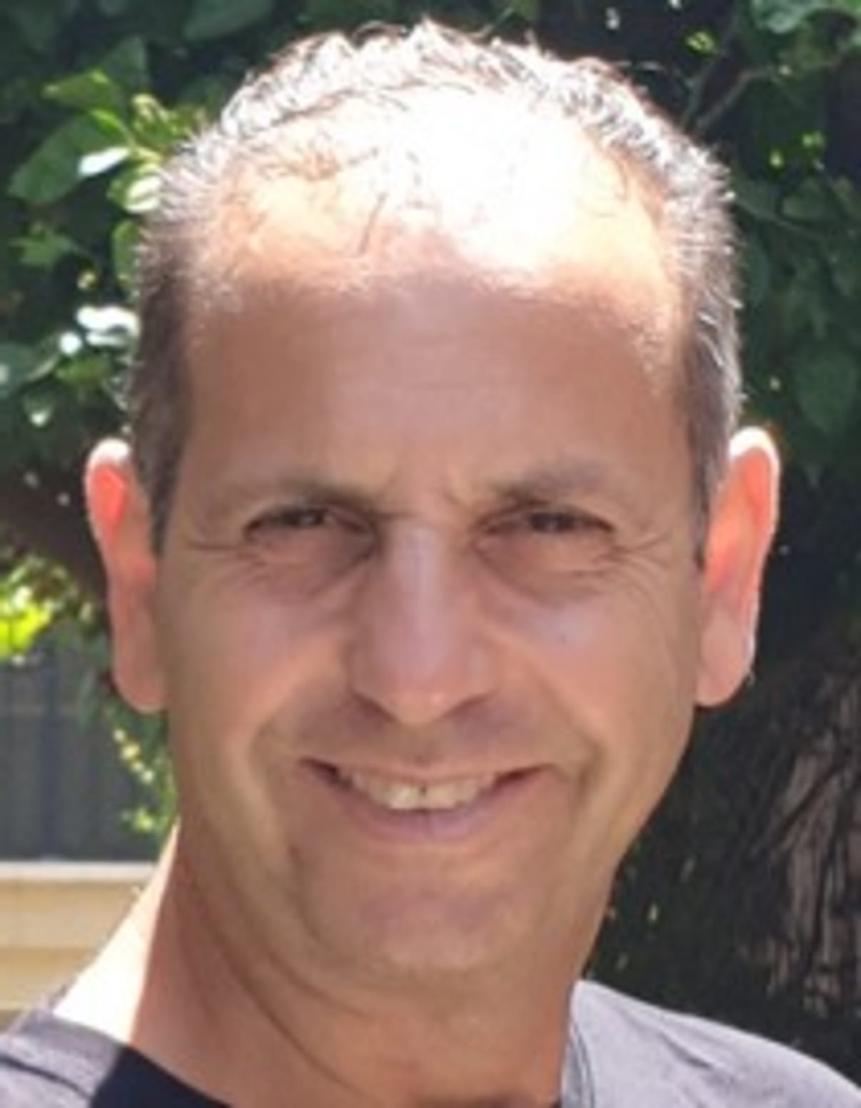 תמונת פורטרט של בעל המקצוע