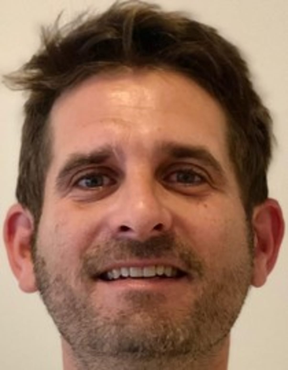 תמונת פורטרט של בעל המקצוע