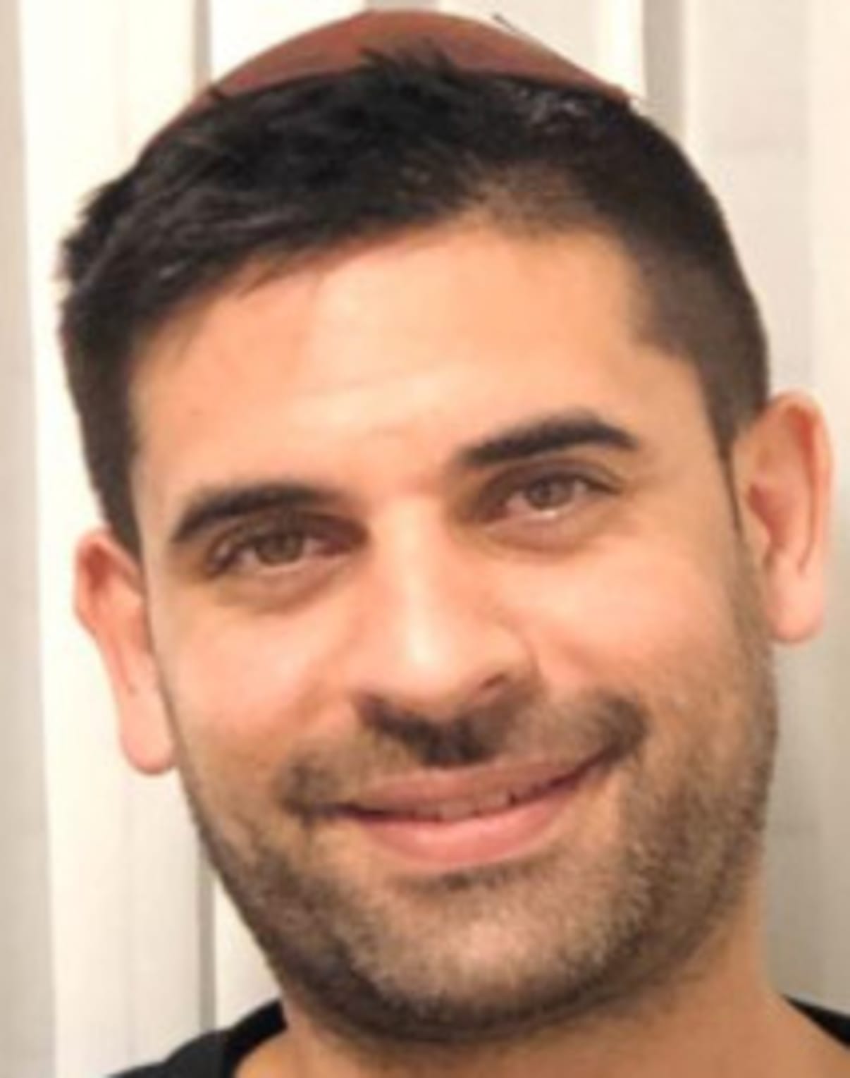 תמונת פורטרט של בעל המקצוע