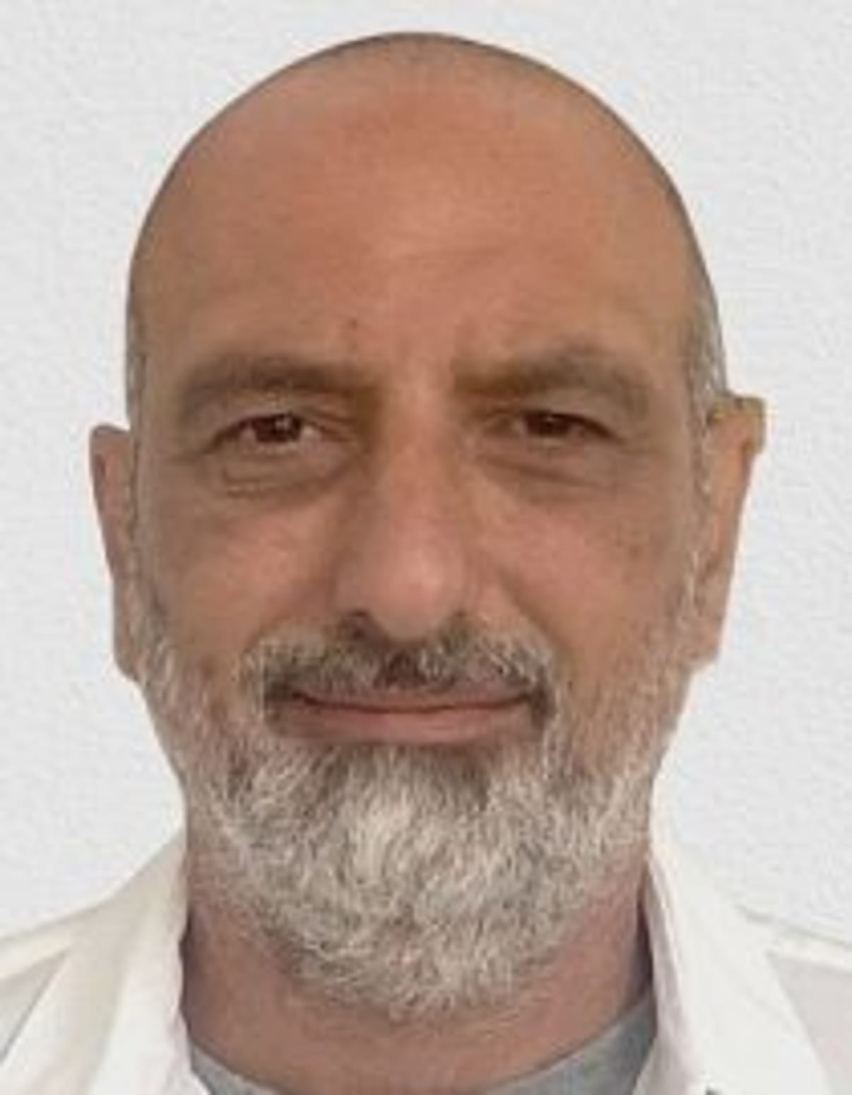 תמונת פורטרט של בעל המקצוע