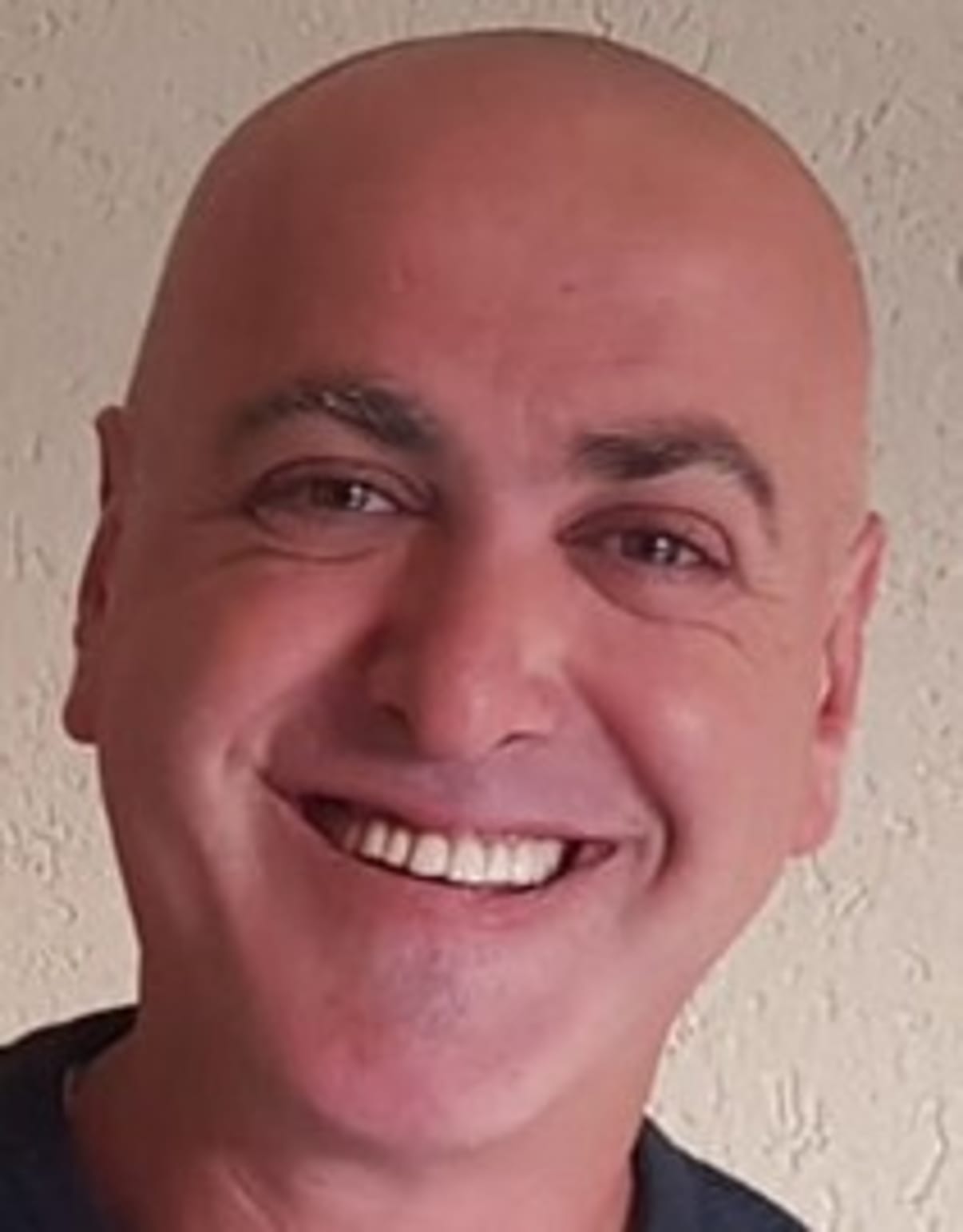 תמונת פורטרט של בעל המקצוע