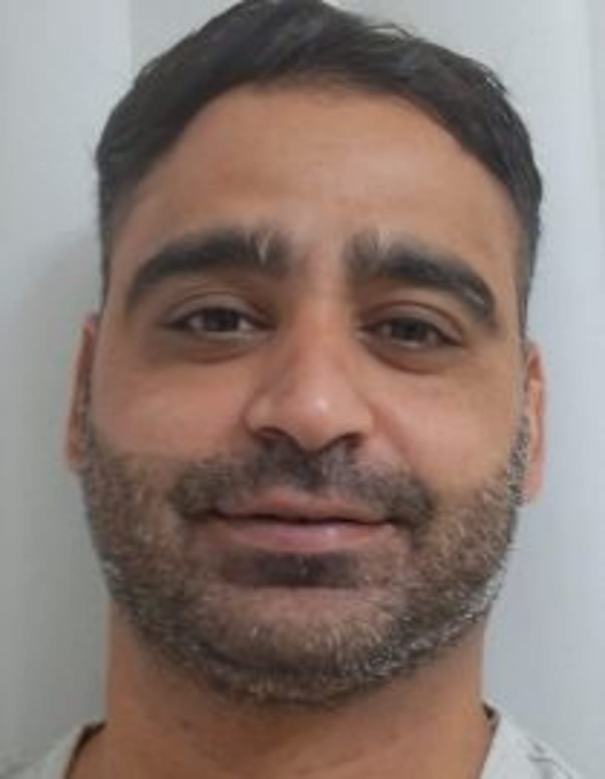 תמונת פורטרט של בעל המקצוע