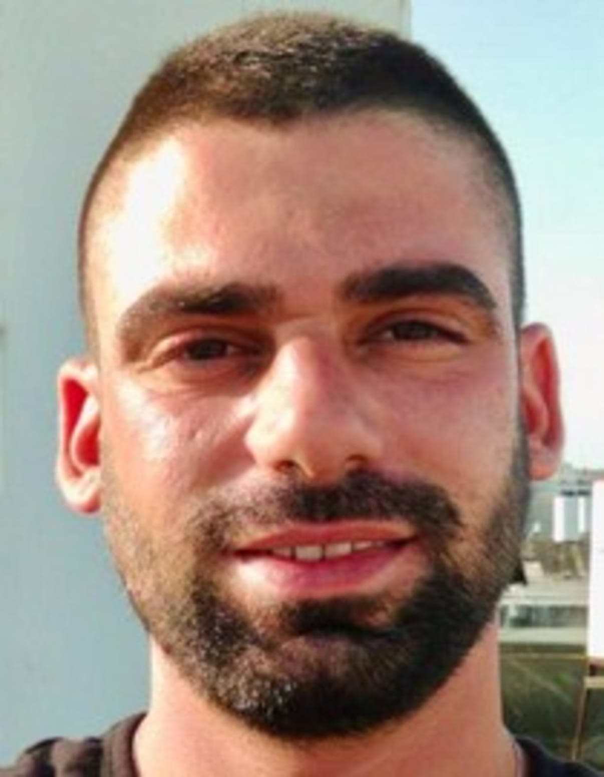 תמונת פורטרט של בעל המקצוע