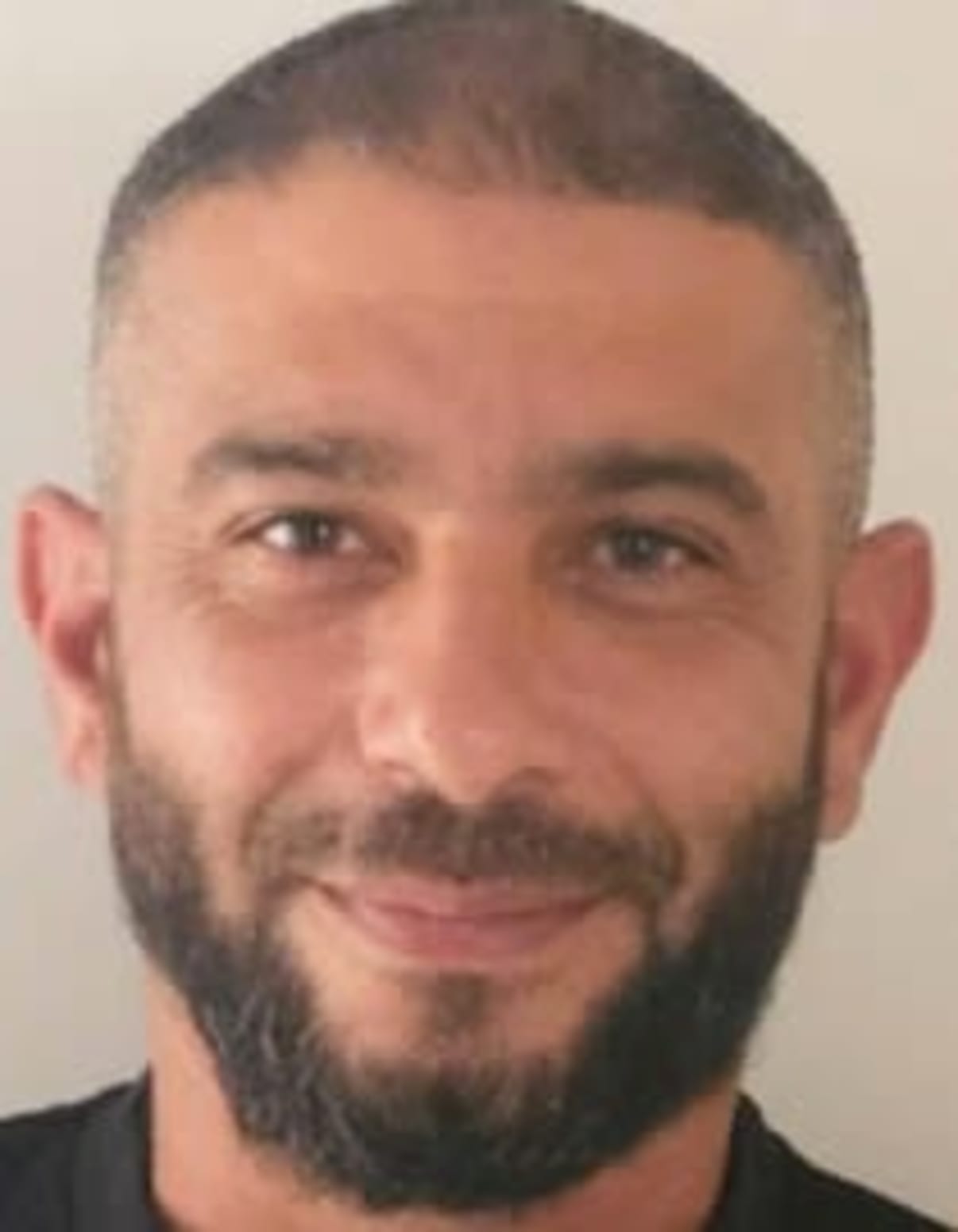 תמונת פורטרט של בעל המקצוע תמונת פורטרט של בעל המקצוע
