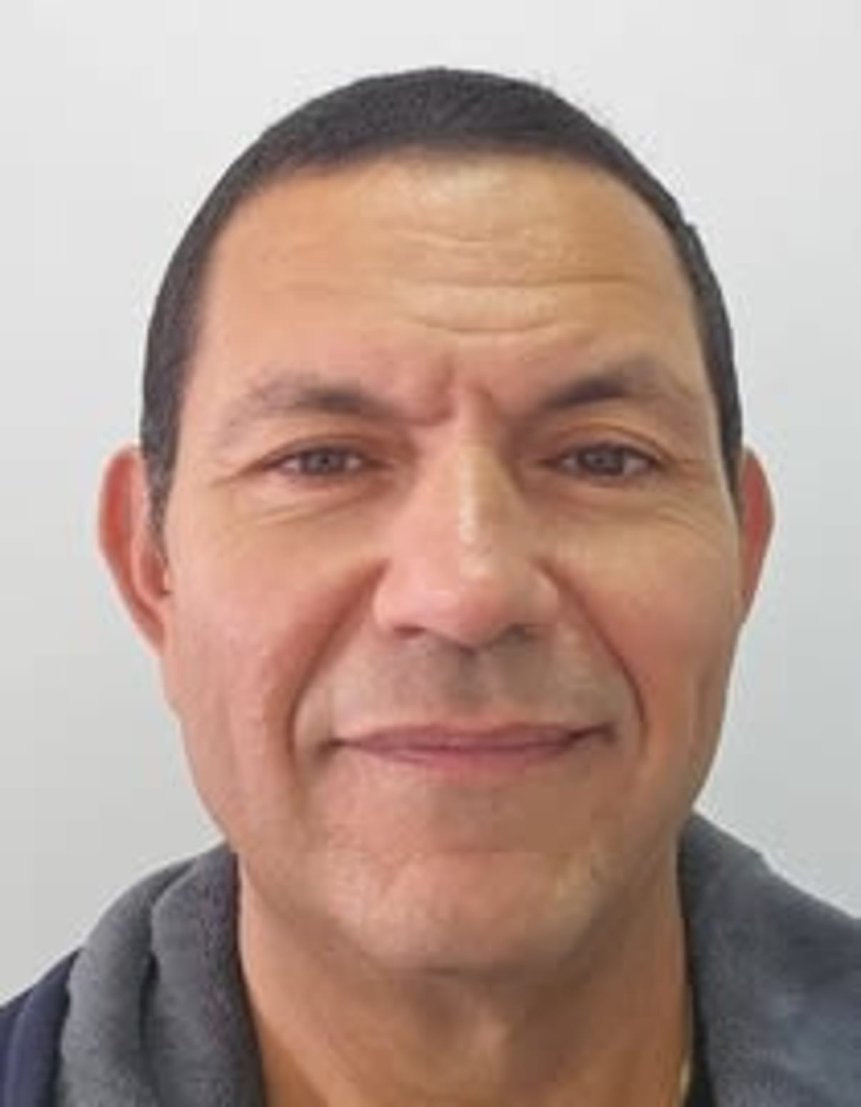 תמונת פורטרט של בעל המקצוע