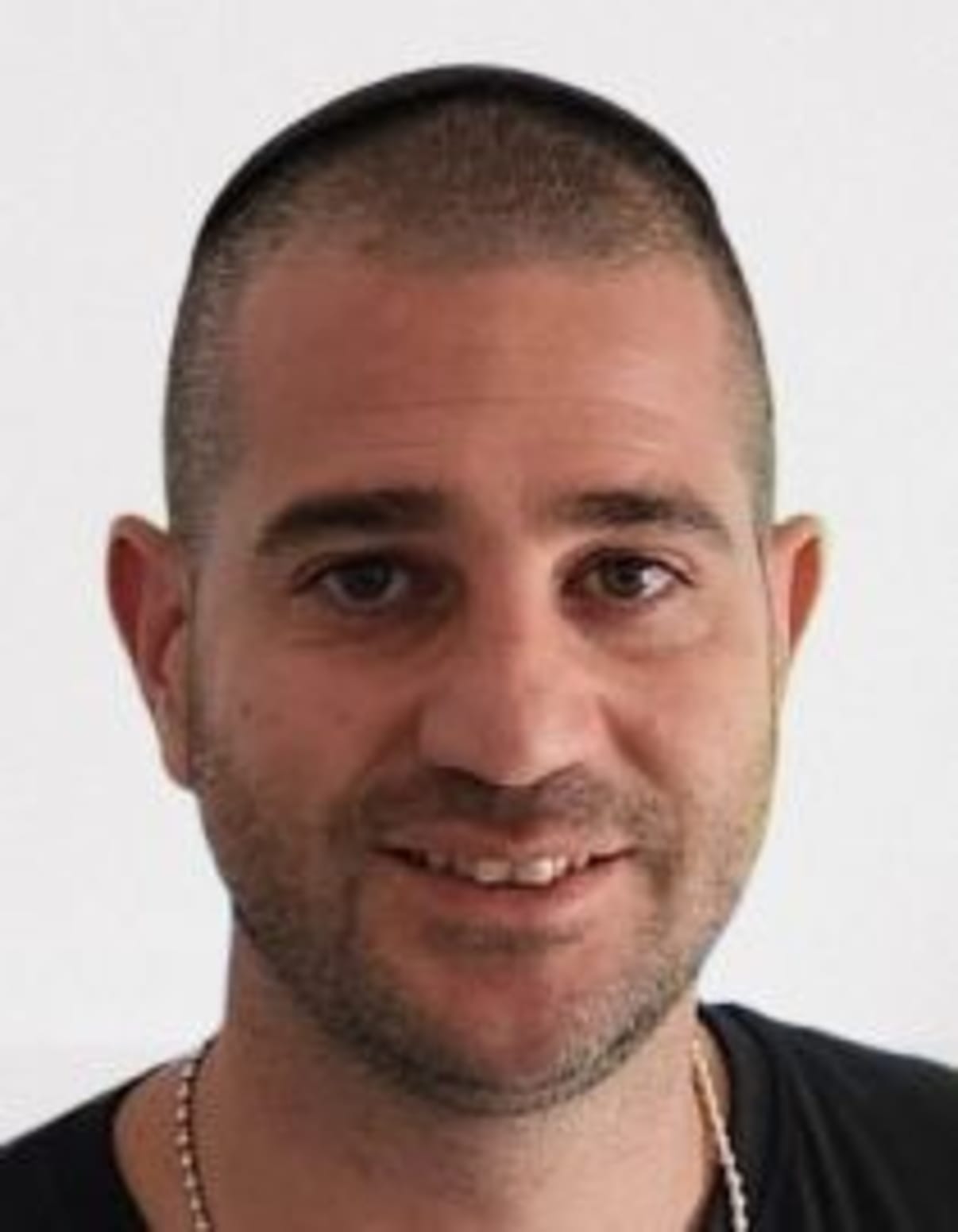 תמונת פורטרט של בעל המקצוע