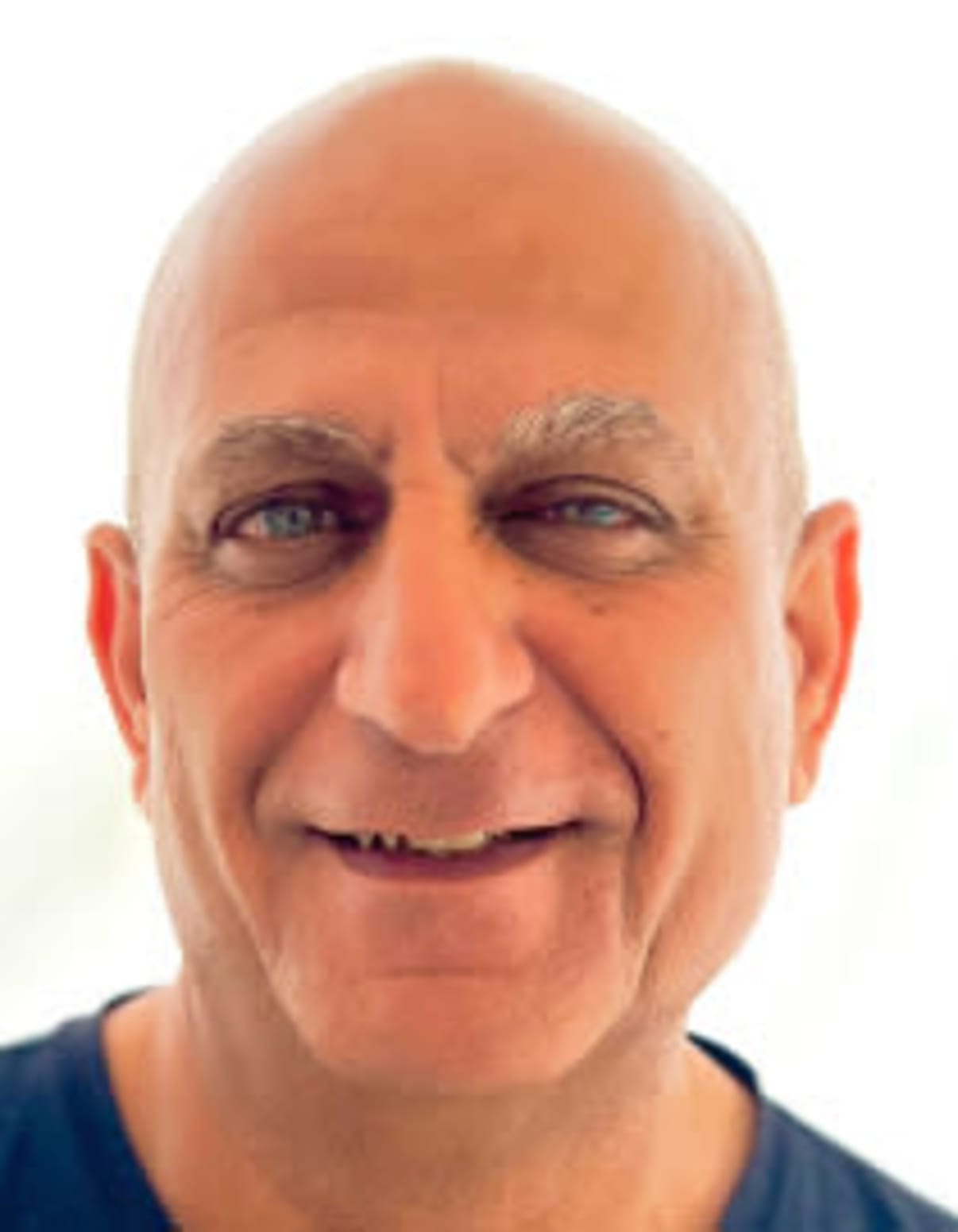 תמונת פורטרט של בעל המקצוע