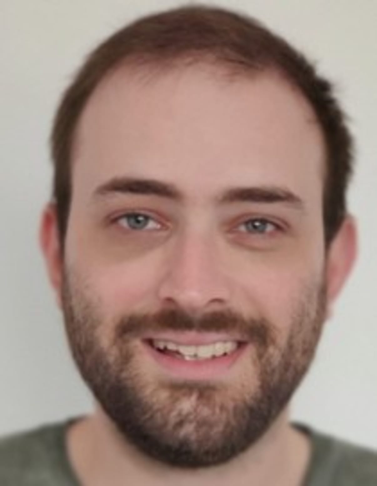 תמונת פורטרט של בעל המקצוע