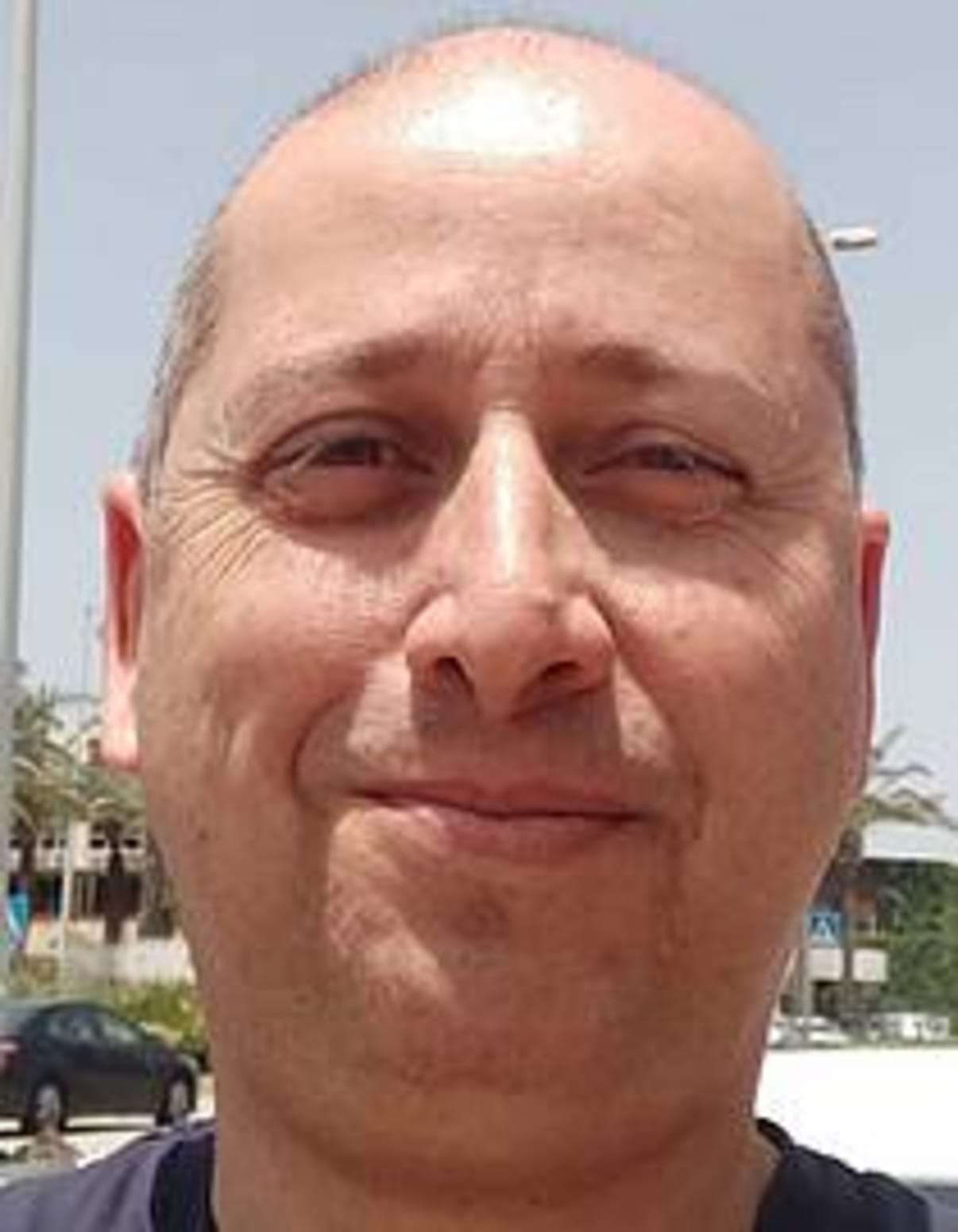 תמונת פורטרט של בעל המקצוע