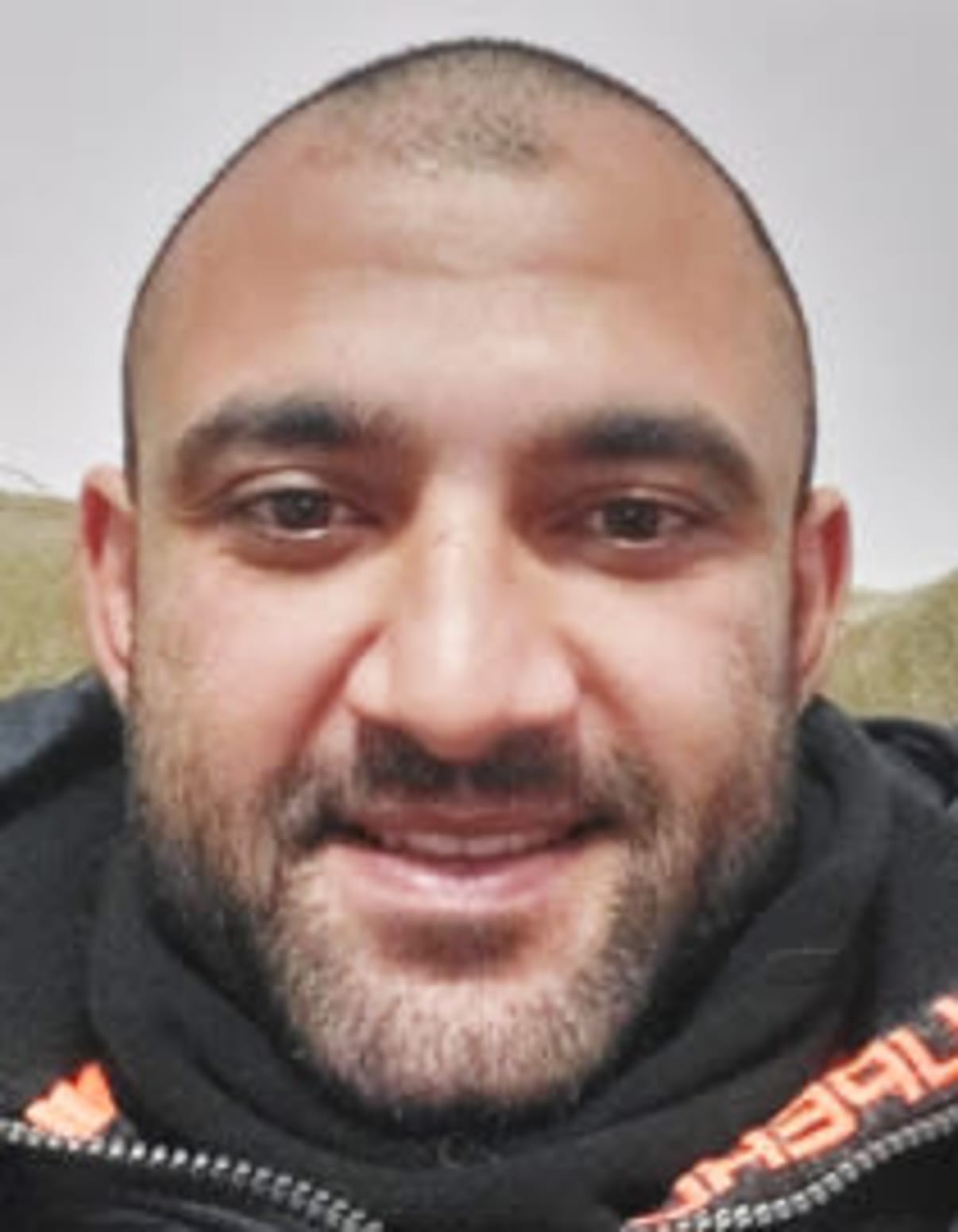 תמונת פורטרט של בעל המקצוע