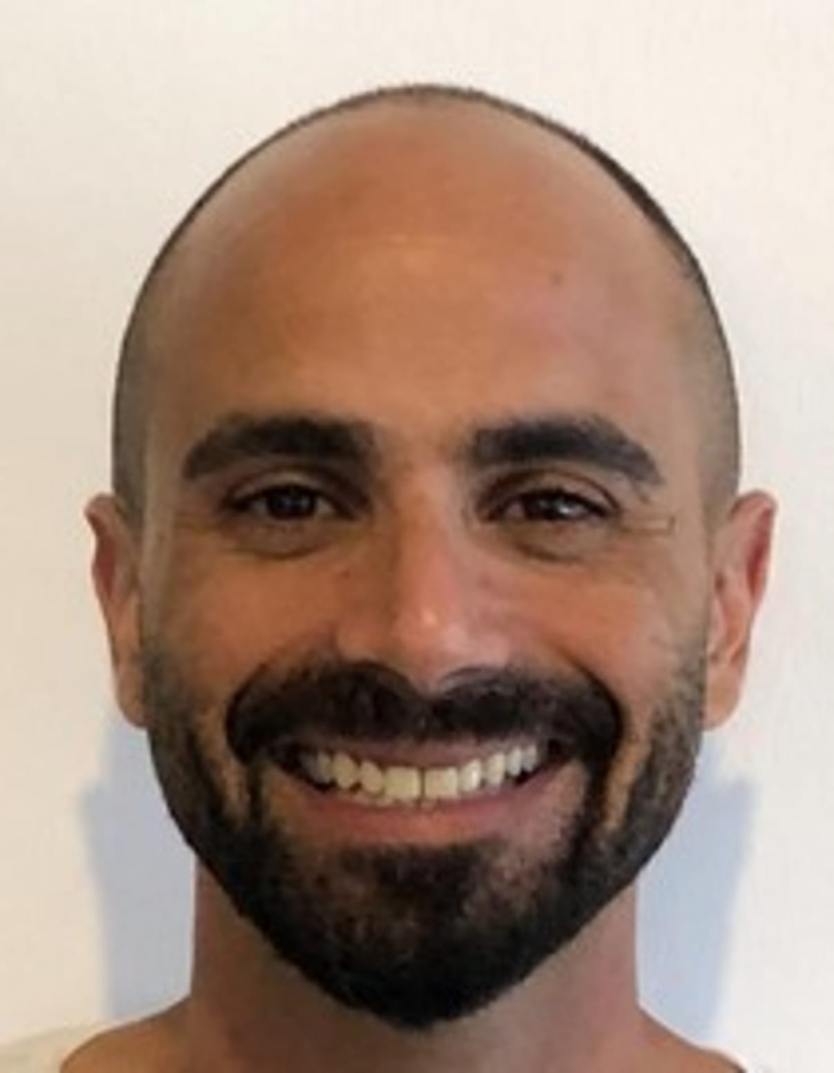 תמונת פורטרט של בעל המקצוע