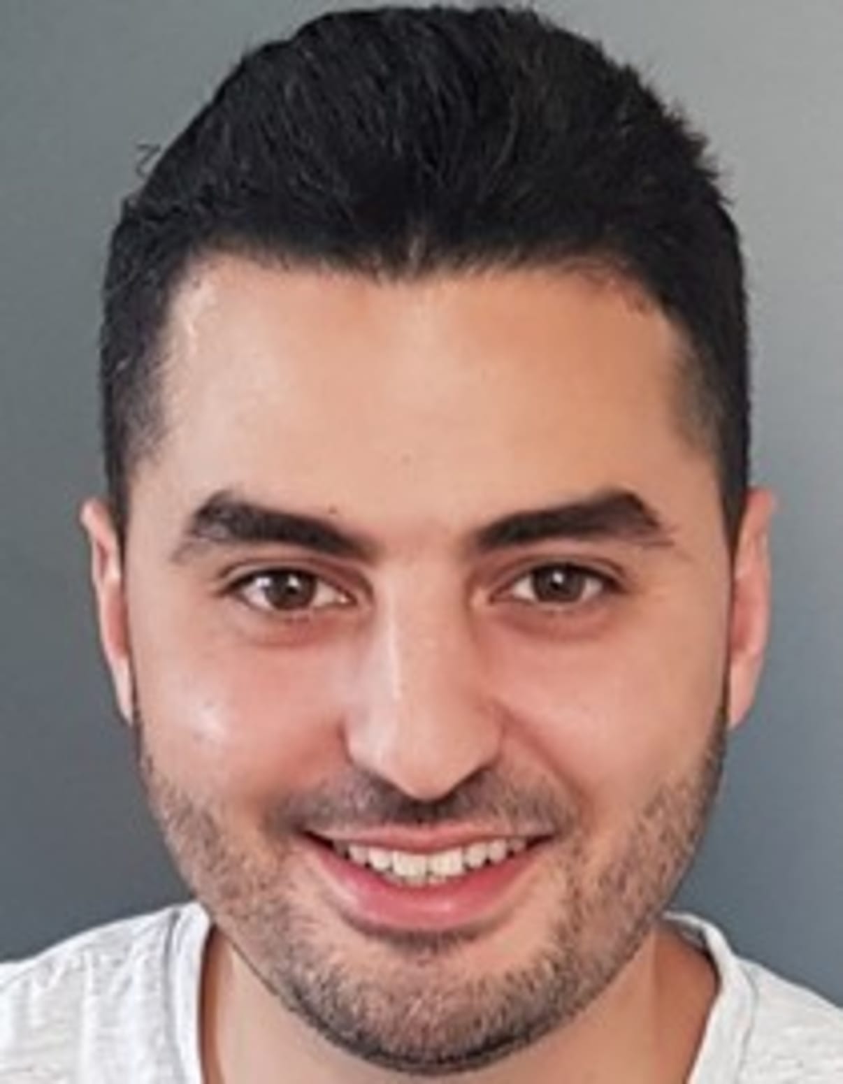 תמונת פורטרט של בעל המקצוע