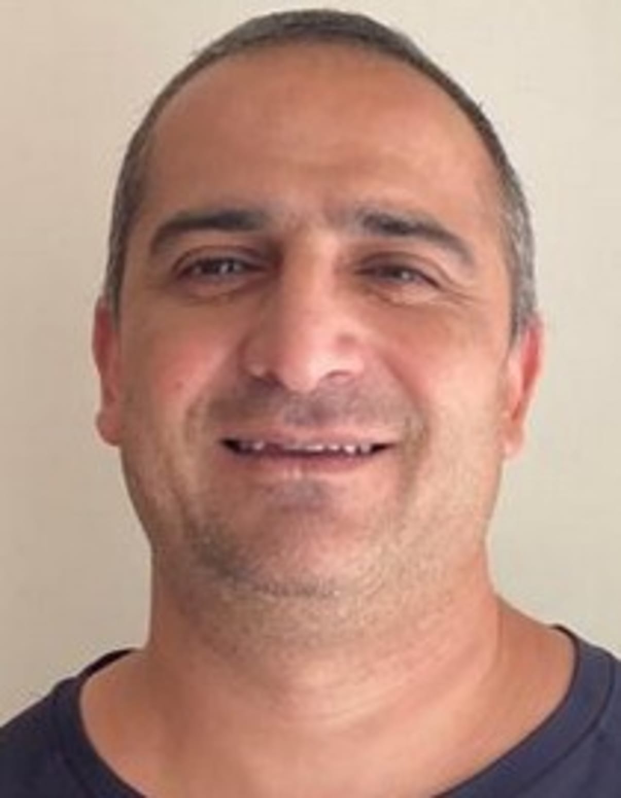 תמונת פורטרט של בעל המקצוע