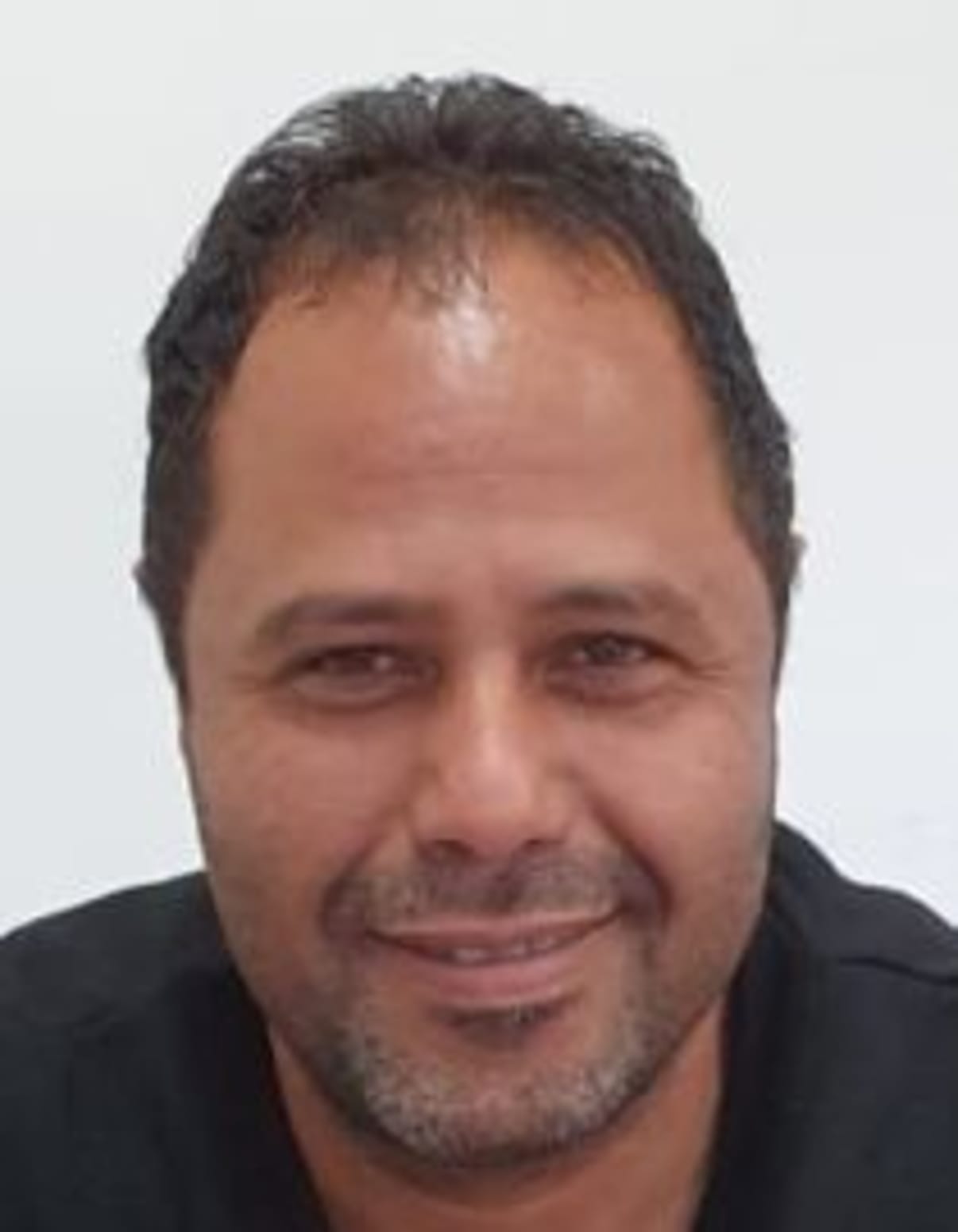 תמונת פורטרט של בעל המקצוע