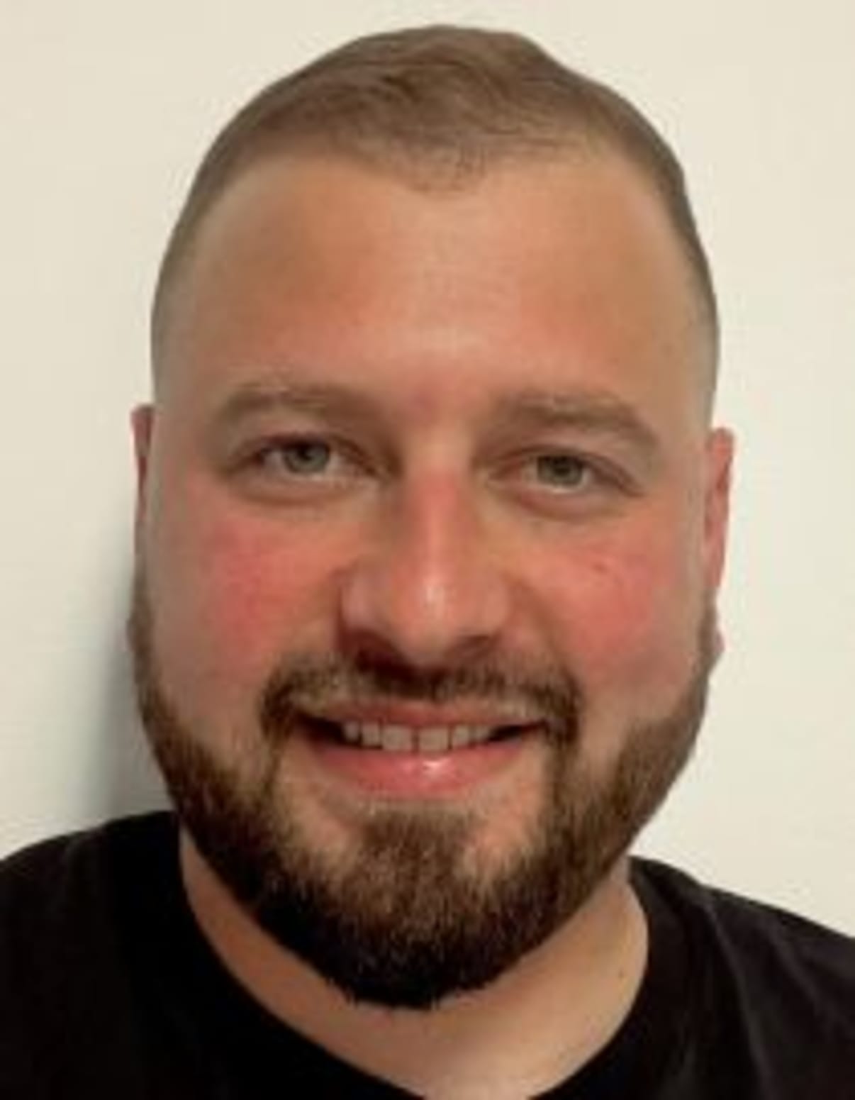 תמונת פורטרט של בעל המקצוע