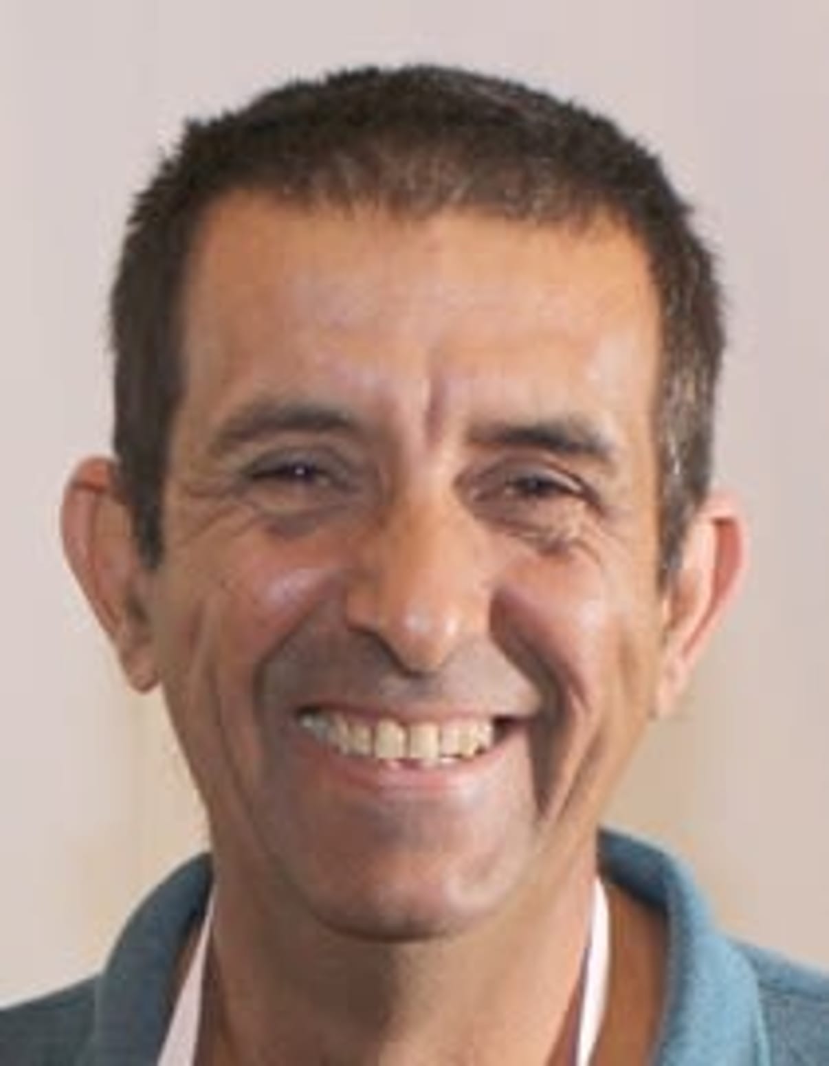 תמונת פורטרט של בעל המקצוע