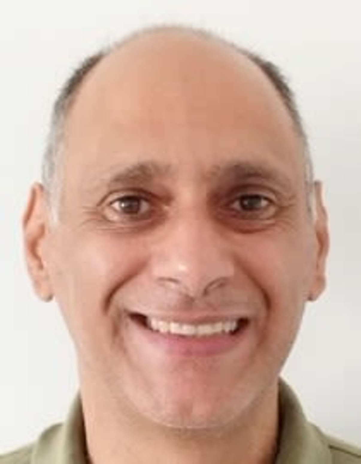 תמונת פורטרט של בעל המקצוע תמונת פורטרט של בעל המקצוע