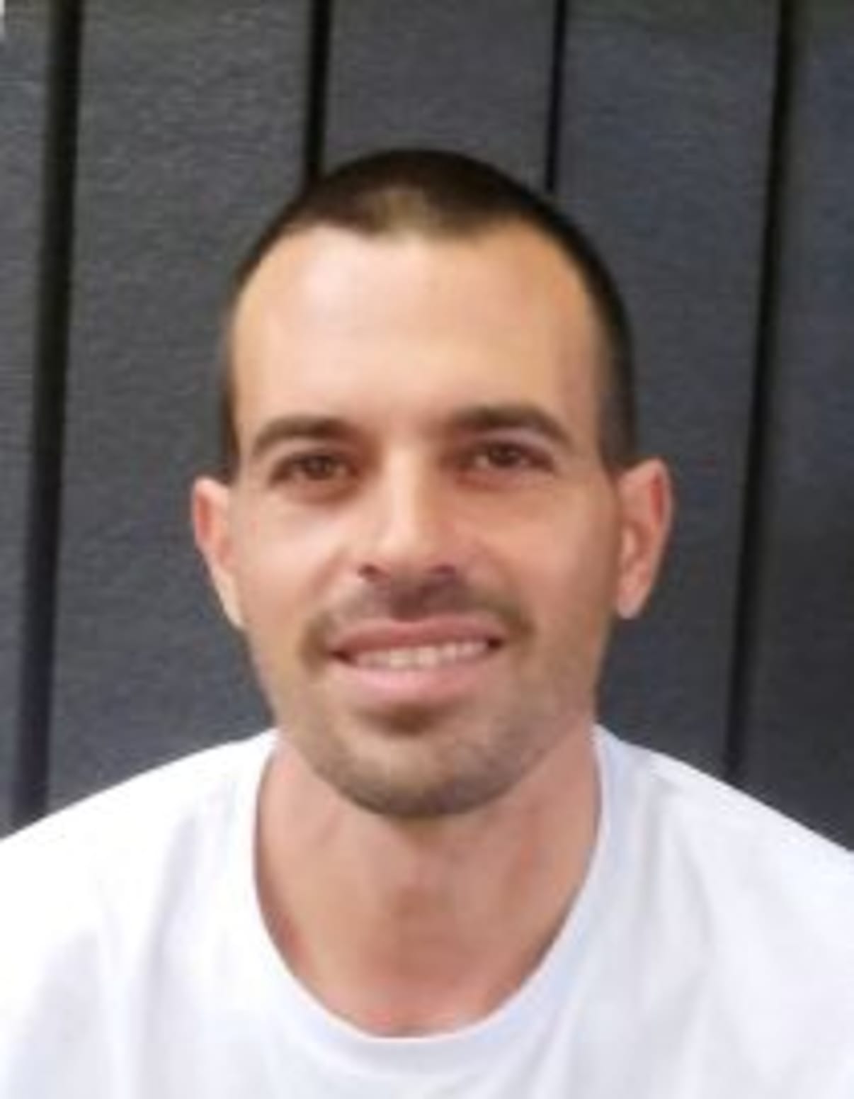 תמונת פורטרט של בעל המקצוע