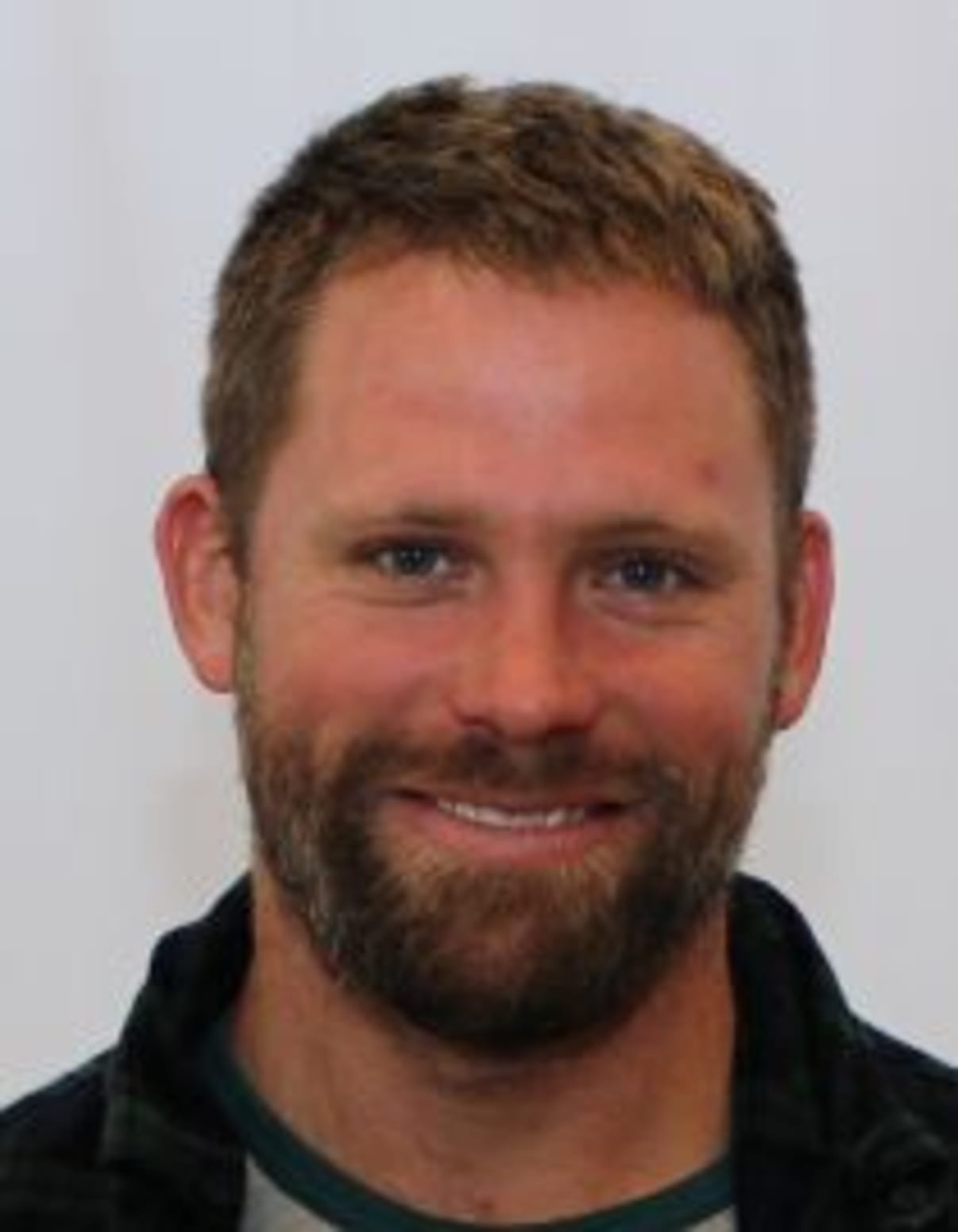 תמונת פורטרט של בעל המקצוע