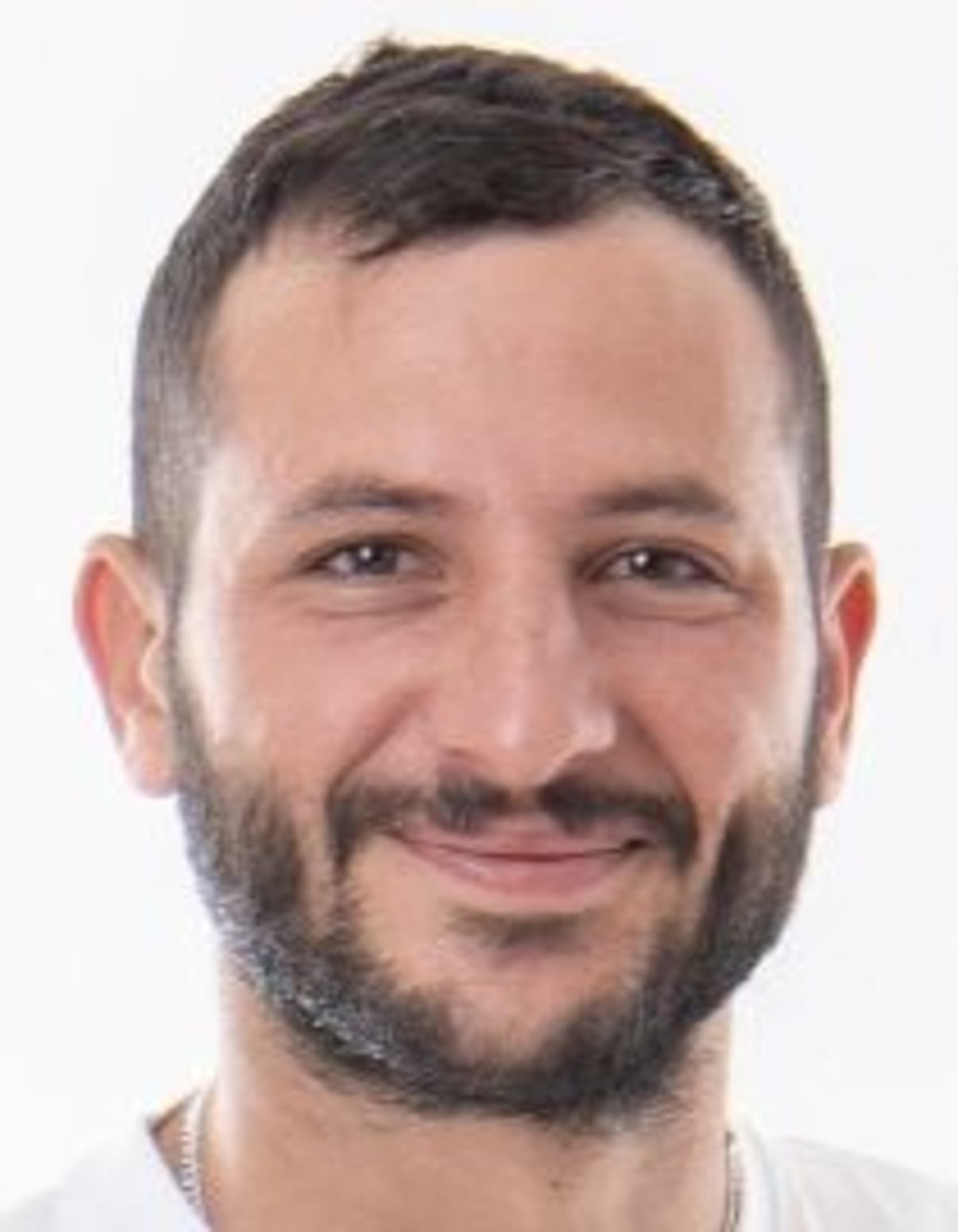 תמונת פורטרט של בעל המקצוע