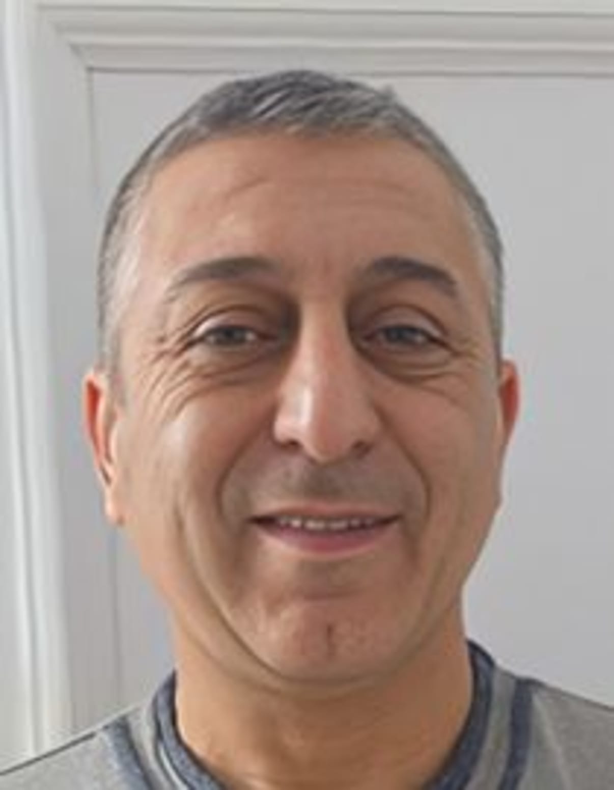 תמונת פורטרט של בעל המקצוע