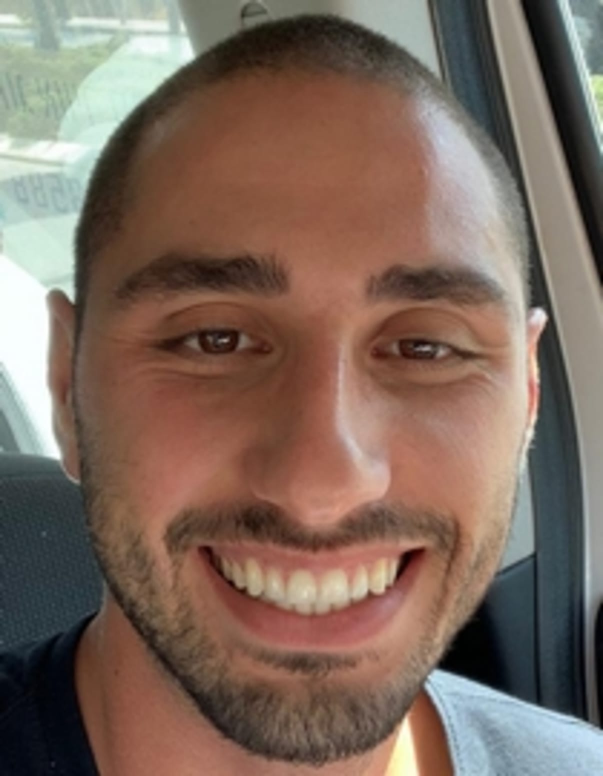 תמונת פורטרט של בעל המקצוע