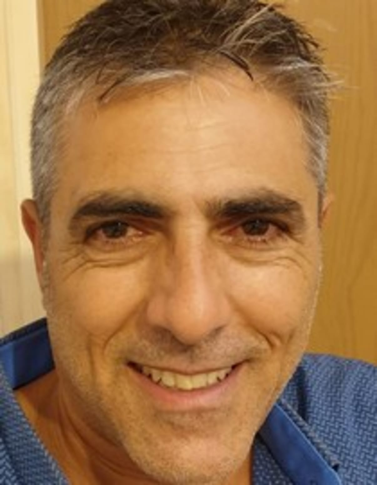 תמונת פורטרט של בעל המקצוע